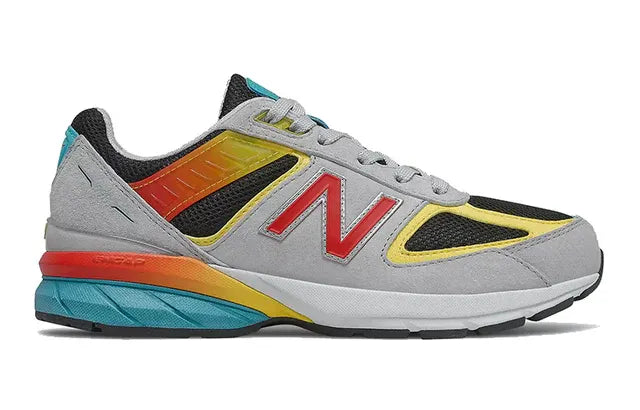 SP5509 New Balance 990 v5