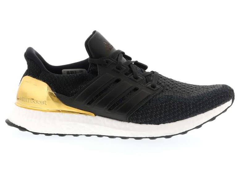 SP4728 adidas Ultra Boost 2.0 Gold Medal