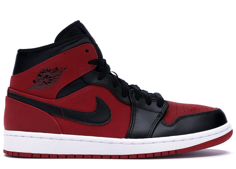 https://res.cloudinary.com/dlqdbsx2k/image/upload/v1780933050/Air-Jordan-1-Mid-Gym-Red-Black-Product_e9k29t.jpg