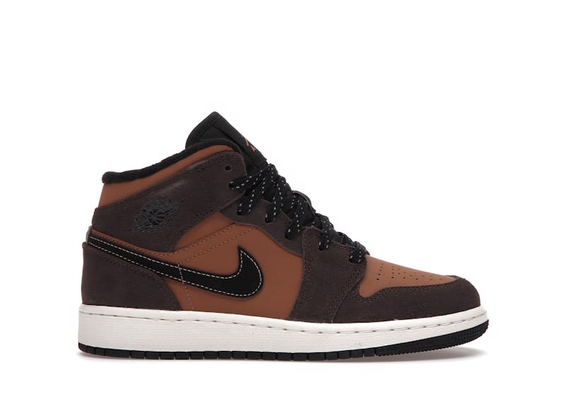 SP5653 Jordan 1 Mid SE Dark Chocolate (GS)