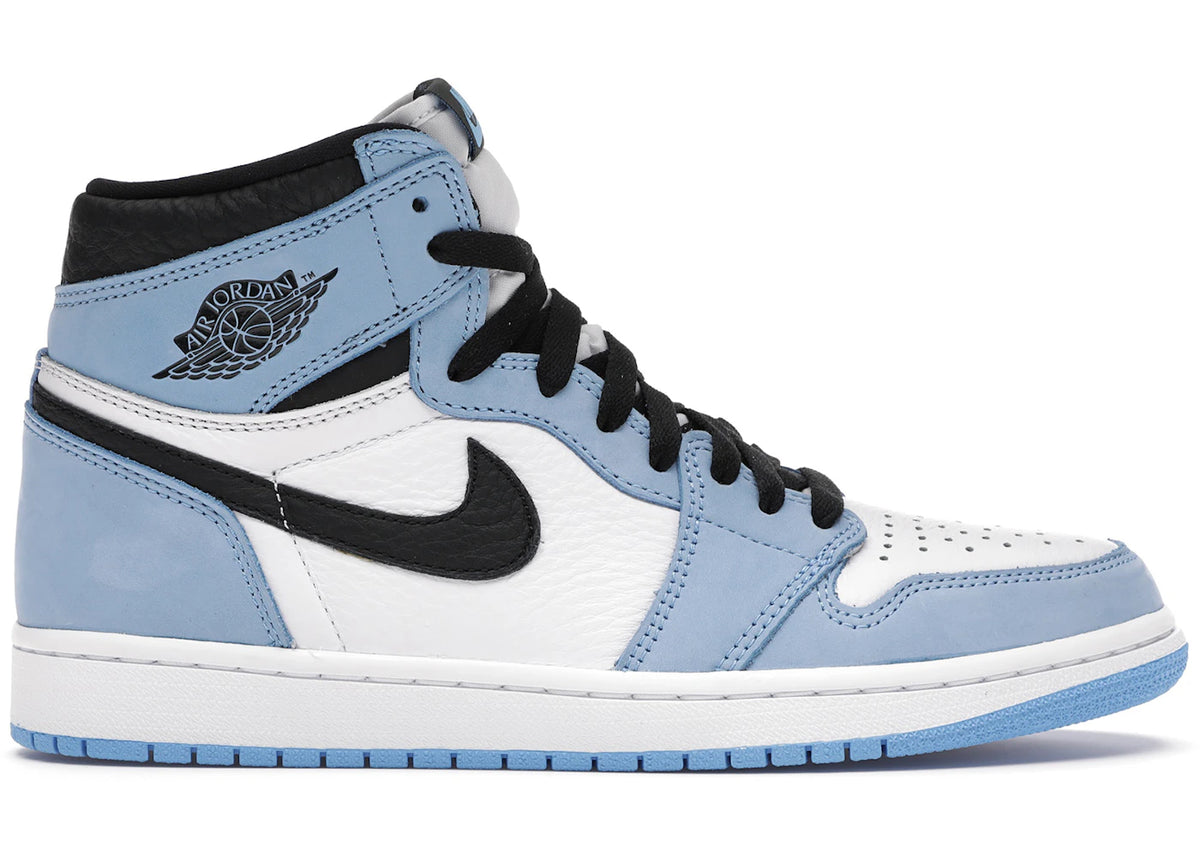 https://images.stockx.com/images/Air-Jordan-1-Retro-High-White-University-Blue-Black-Product.jpg?fit=fill&bg=FFFFFF&w=700&h=500&fm=webp&auto=compress&q=90&dpr=2&trim=color&updated_at=1738193358