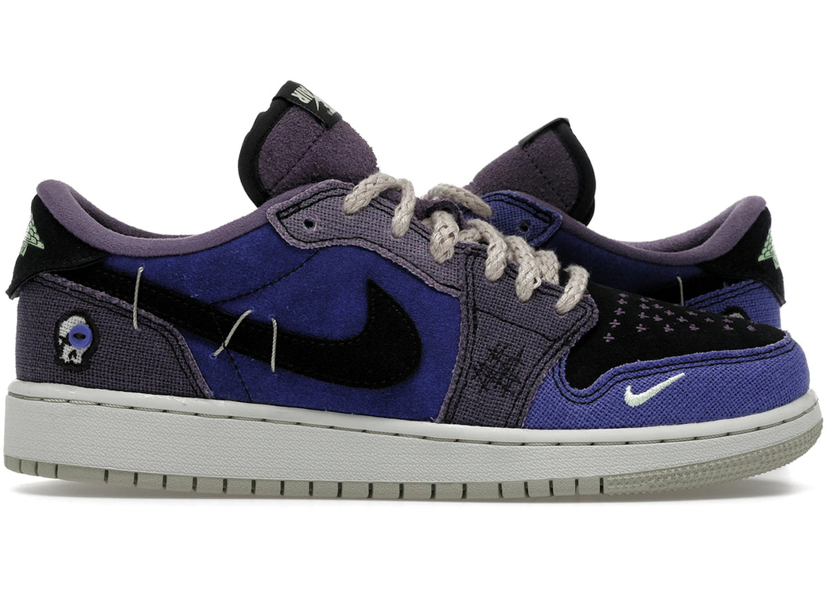 https://images.stockx.com/images/Air-Jordan-1-Retro-Low-OG-Zion-Williamson-Voodoo-Alternate-GS-Product.jpg?fit=fill&bg=FFFFFF&w=700&h=500&fm=webp&auto=compress&q=90&dpr=2&trim=color&updated_at=1761920421