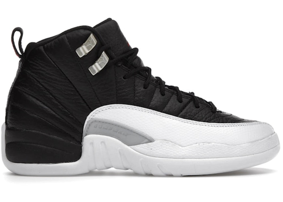 https://images.stockx.com/images/Air-Jordan-12-Retro-Playoffs-2022-GS-Product.jpg?fit=fill&bg=FFFFFF&w=700&h=500&fm=webp&auto=compress&q=90&dpr=2&trim=color&updated_at=1738193358