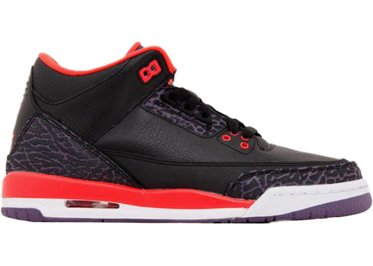 https://images.stockx.com/images/Air-Jordan-3-Retro-Crimson-GS.jpg?fit=fill&bg=FFFFFF&w=700&h=500&fm=webp&auto=compress&q=90&dpr=2&trim=color&updated_at=1613584172