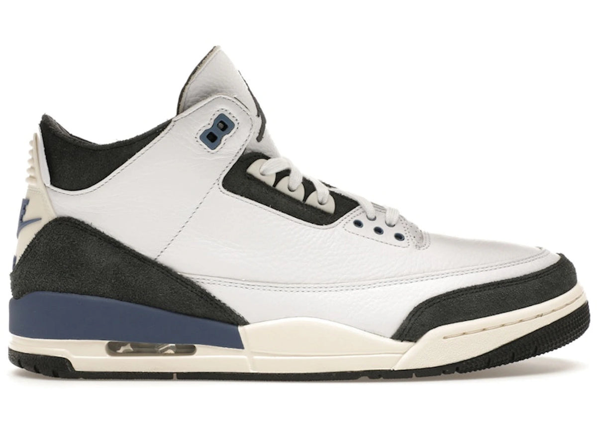 https://images.stockx.com/images/Air-Jordan-3-Retro-OG-SP-Diffused-Blue-Product.jpg?fit=fill&bg=FFFFFF&w=700&h=500&fm=webp&auto=compress&q=90&dpr=2&trim=color&updated_at=1740759122