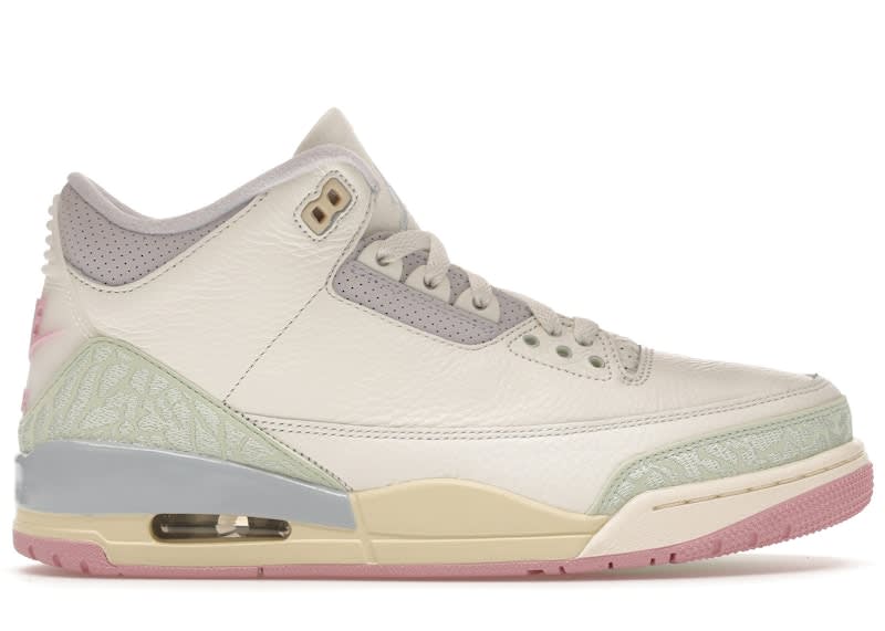 https://res.cloudinary.com/dlqdbsx2k/image/upload/v1776905551/Air-Jordan-3-Retro-Spring-Is-In-The-Air-Product_guxed6.jpg