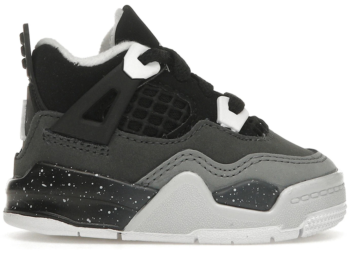 https://images.stockx.com/images/Air-Jordan-4-Retro-Fear-2024-TD-Product.jpg?fit=fill&bg=FFFFFF&w=700&h=500&fm=webp&auto=compress&q=90&dpr=2&trim=color&updated_at=1738193358