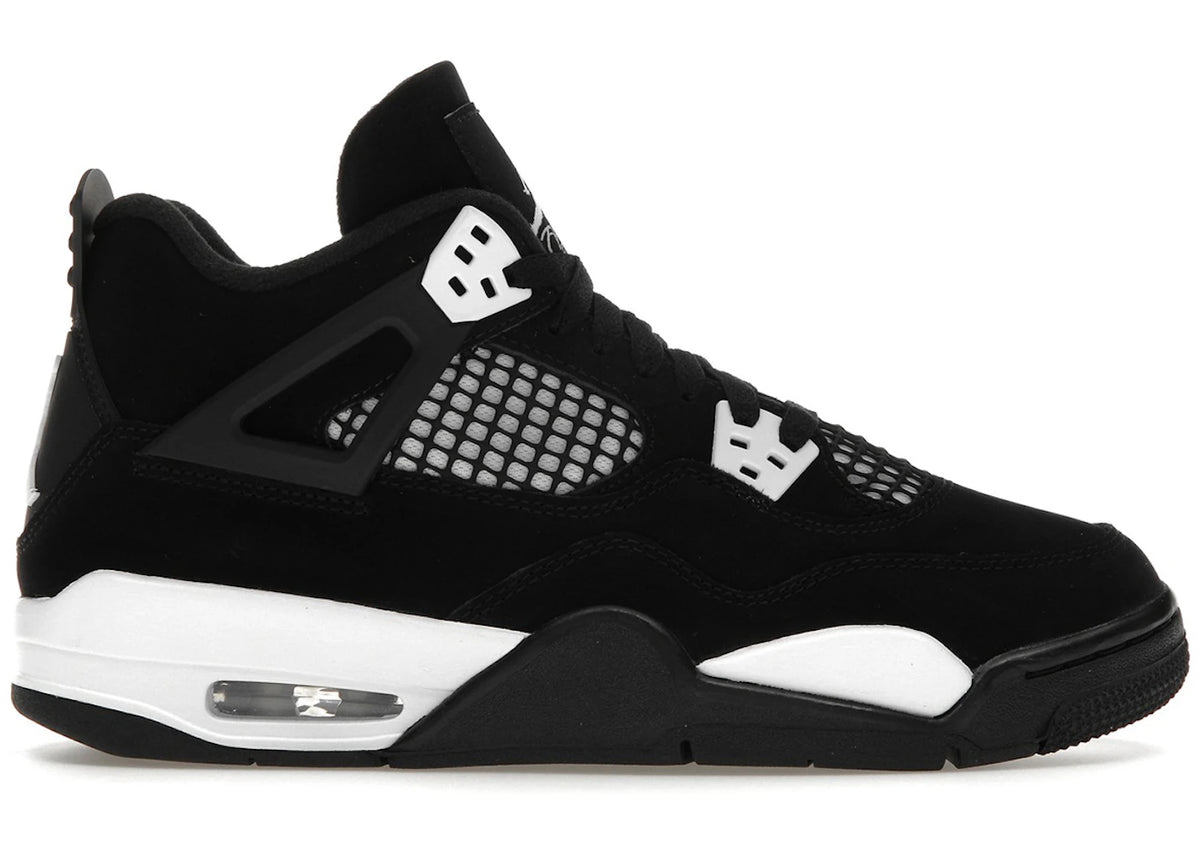 https://images.stockx.com/images/Air-Jordan-4-Retro-White-Thunder-GS-Product.jpg?fit=fill&bg=FFFFFF&w=700&h=500&fm=webp&auto=compress&q=90&dpr=2&trim=color&updated_at=1738193358