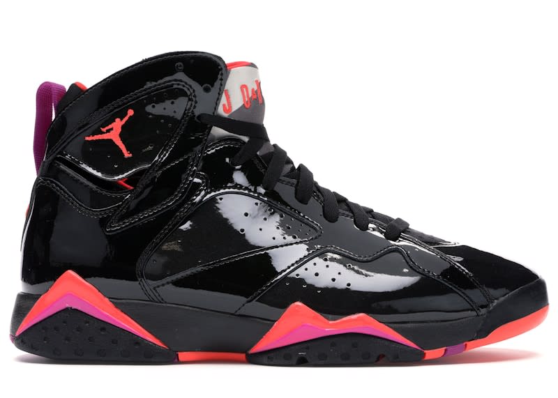 https://res.cloudinary.com/dlqdbsx2k/image/upload/v1777941126/Air-Jordan-7-Retro-Black-Patent-W-Product_efiozz.jpg