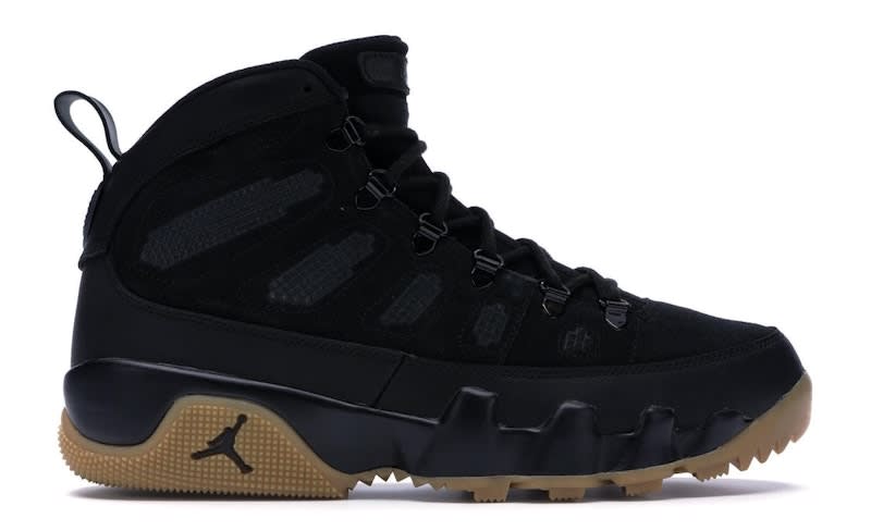 SP11312 Jordan 9 Retro Boot NRG Black Light Gum