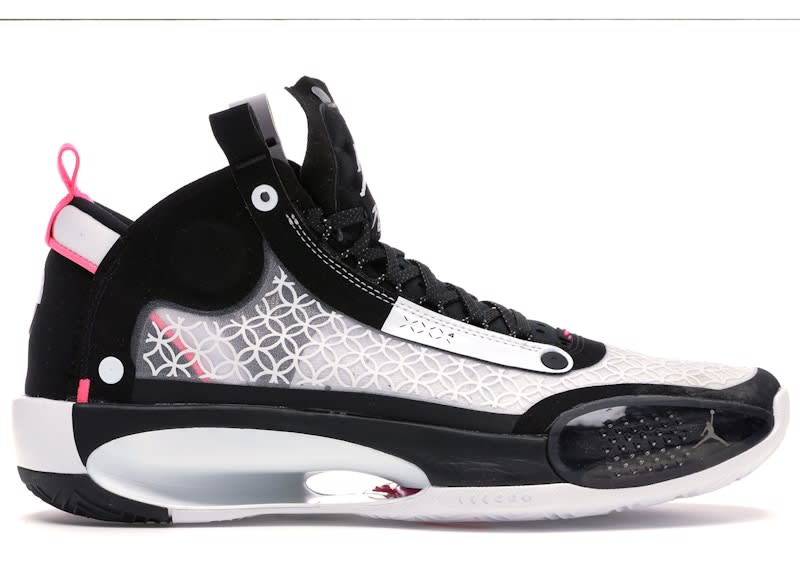 https://res.cloudinary.com/dlqdbsx2k/image/upload/v1779480553/Air-Jordan-XXXIV-Black-Digital-Pink-Product_nxx1kf.jpg