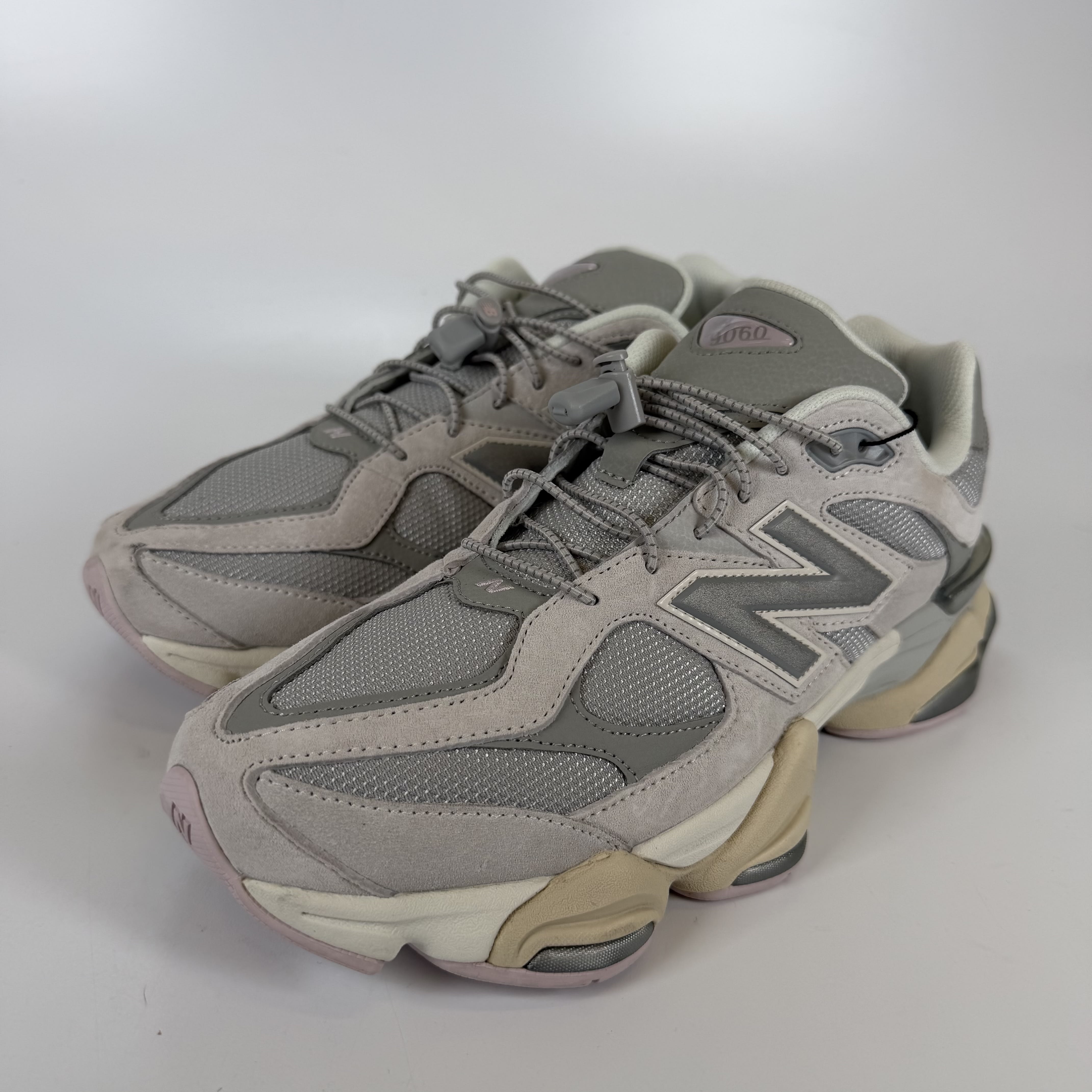 SP2674 New Balance 9060 Grey Lilac
