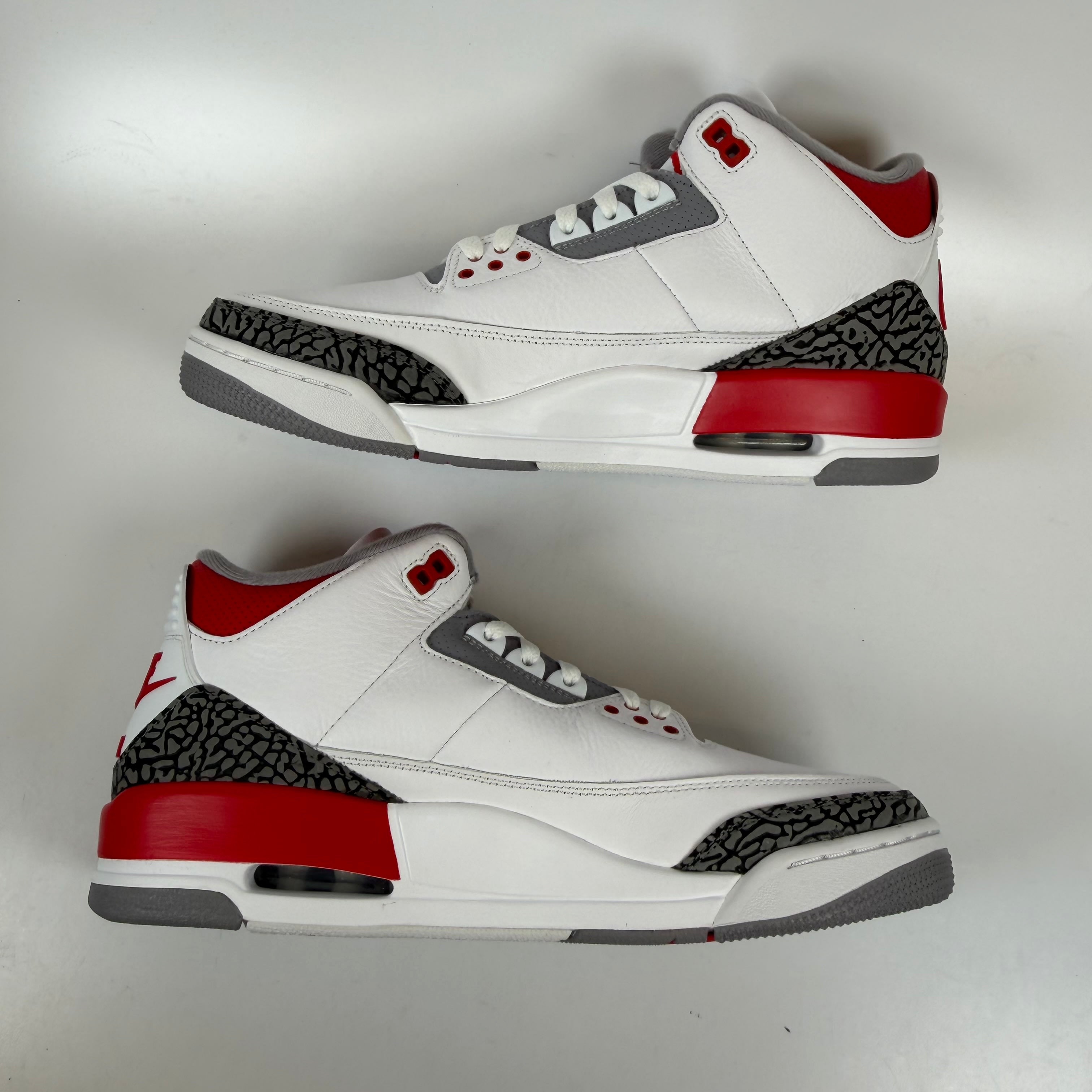 SP12564 Jordan 3 Retro Fire Red (2022)