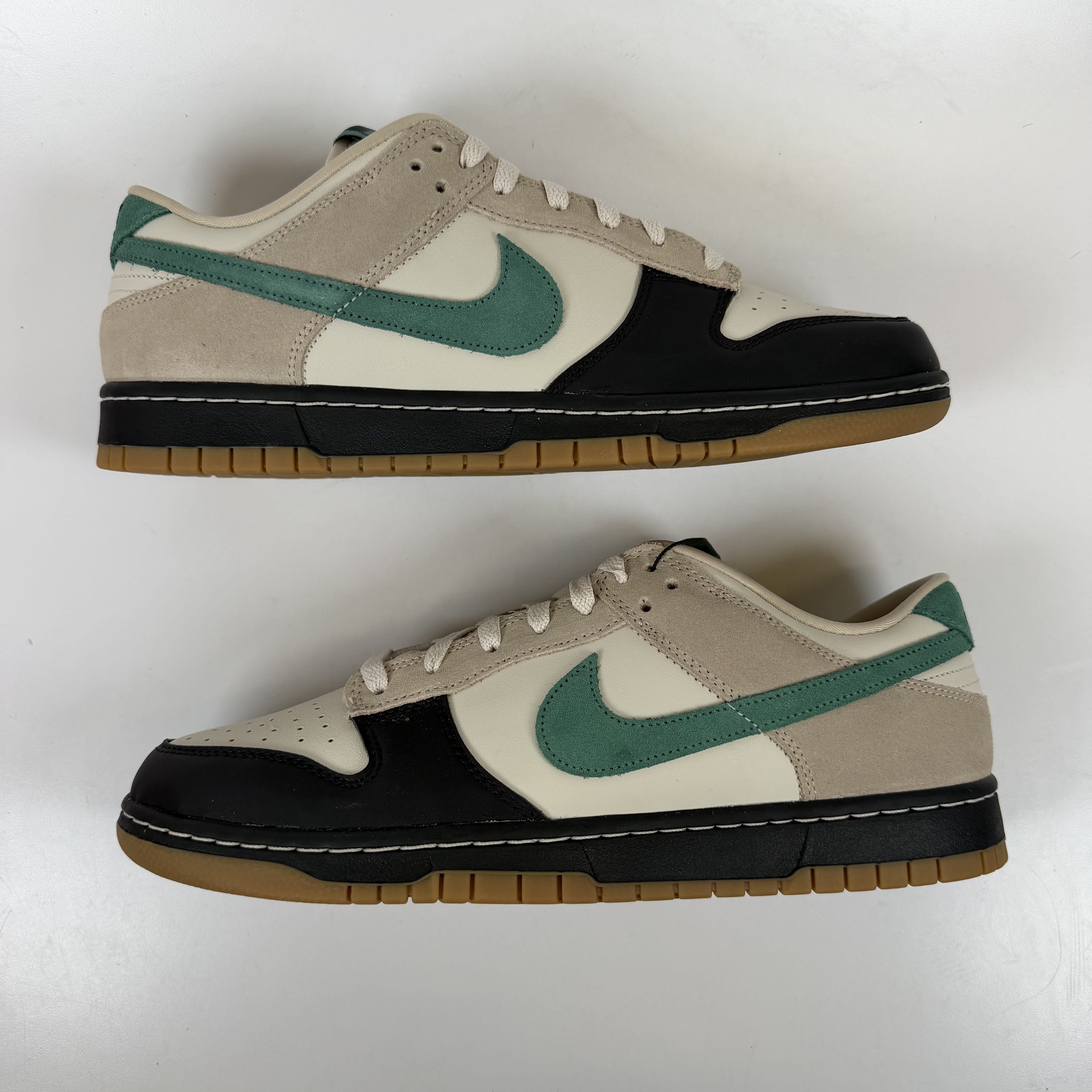 SP13506 Nike Dunk Low Light Orewood Brown Bicoastal