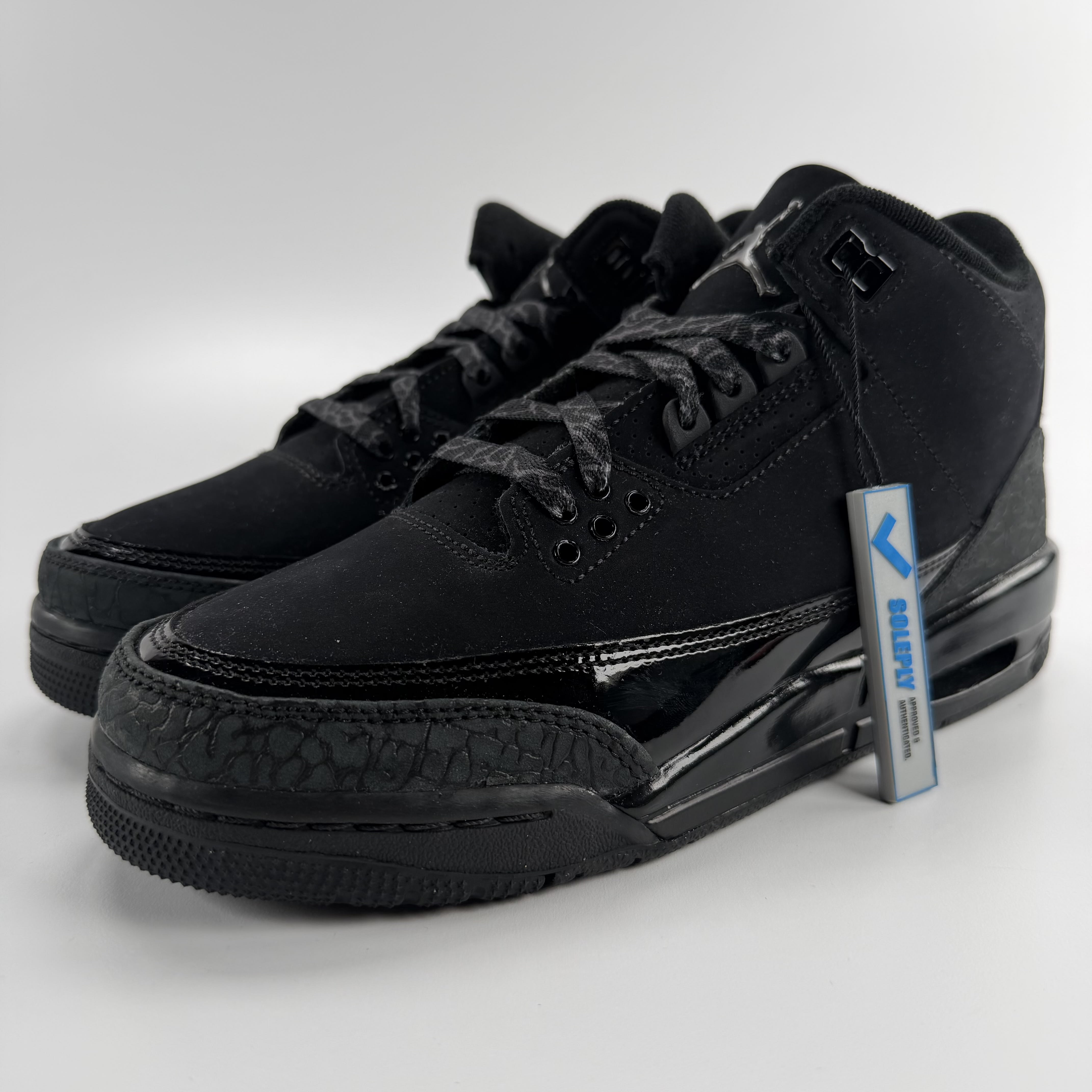 541180 Jordan 3 Retro Black Cat (2025) (GS)
