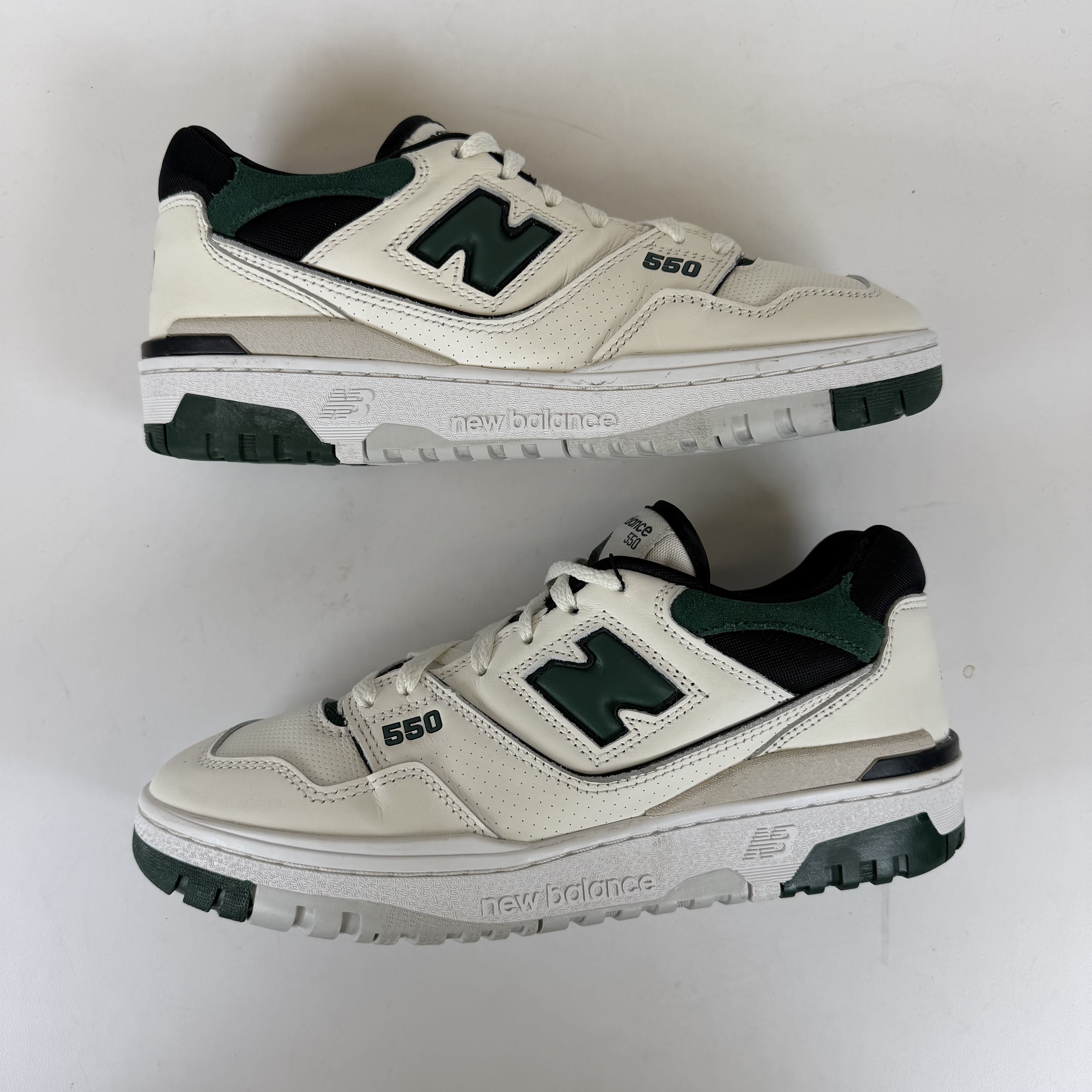 SP6376 New Balance 550 Sea Salt Pine Green