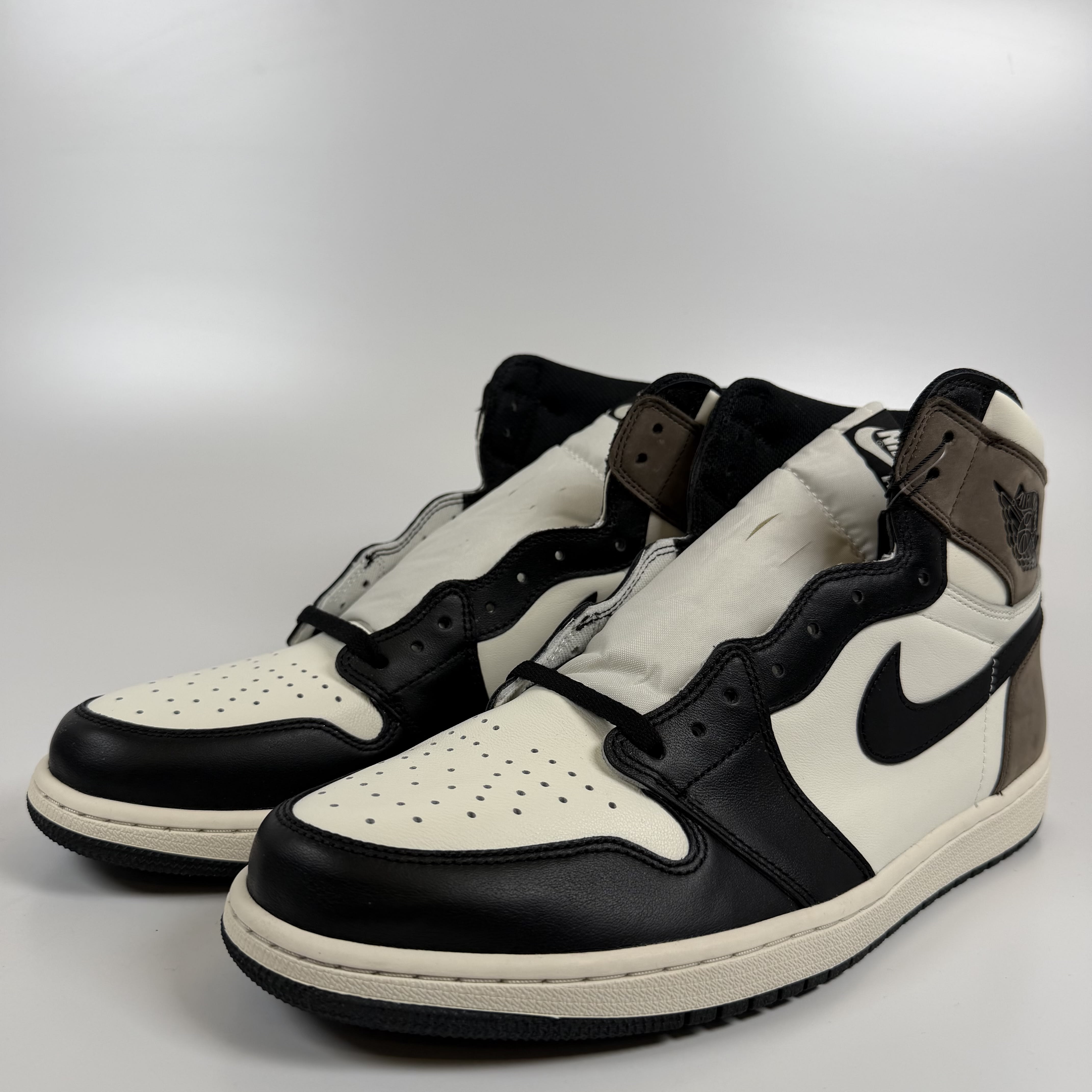 791858 Jordan 1 Retro High Dark Mocha