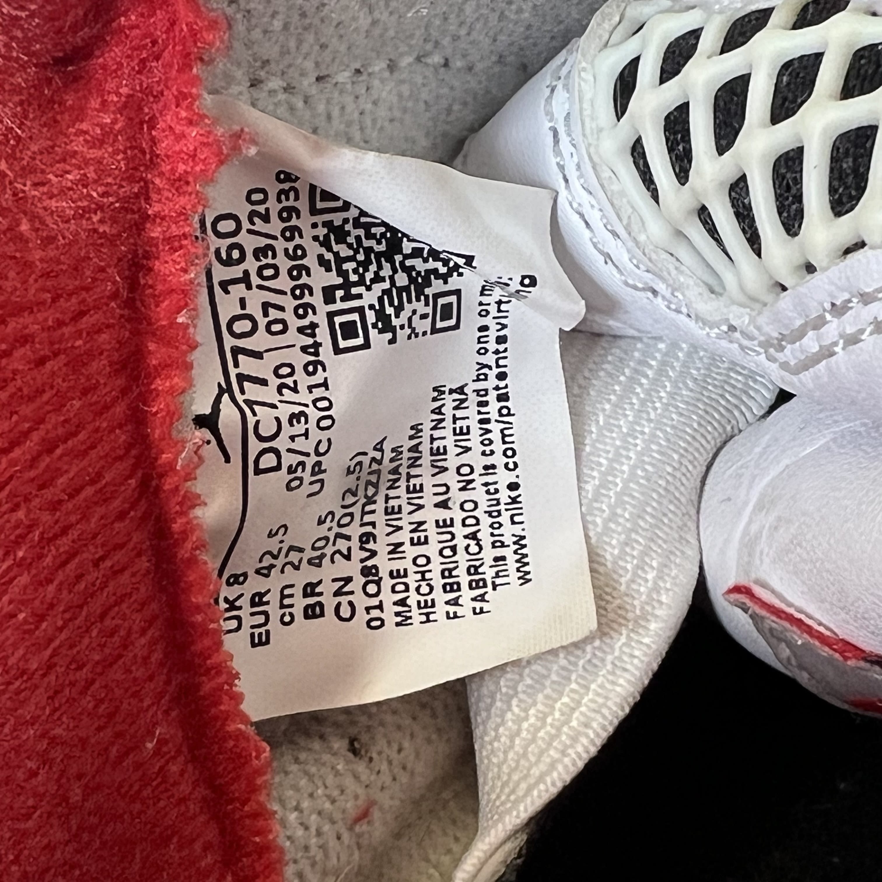 SP11449 Jordan 4 Retro Fire Red (2020)