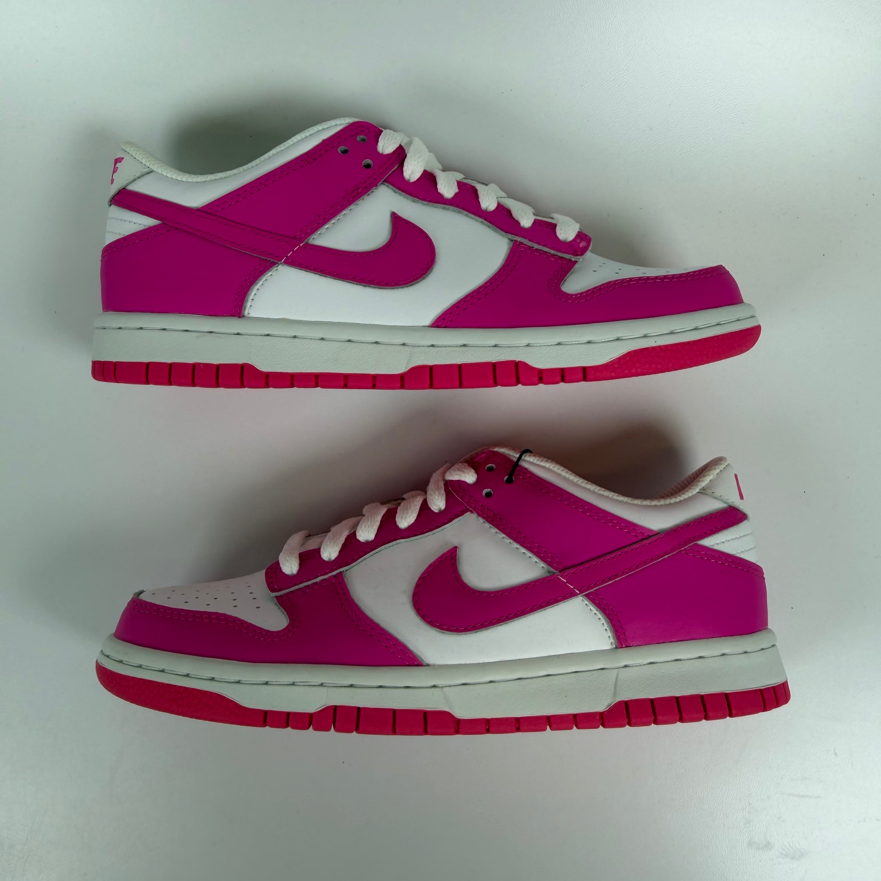 269387 Nike Dunk Low Laser Fuchsia (GS)