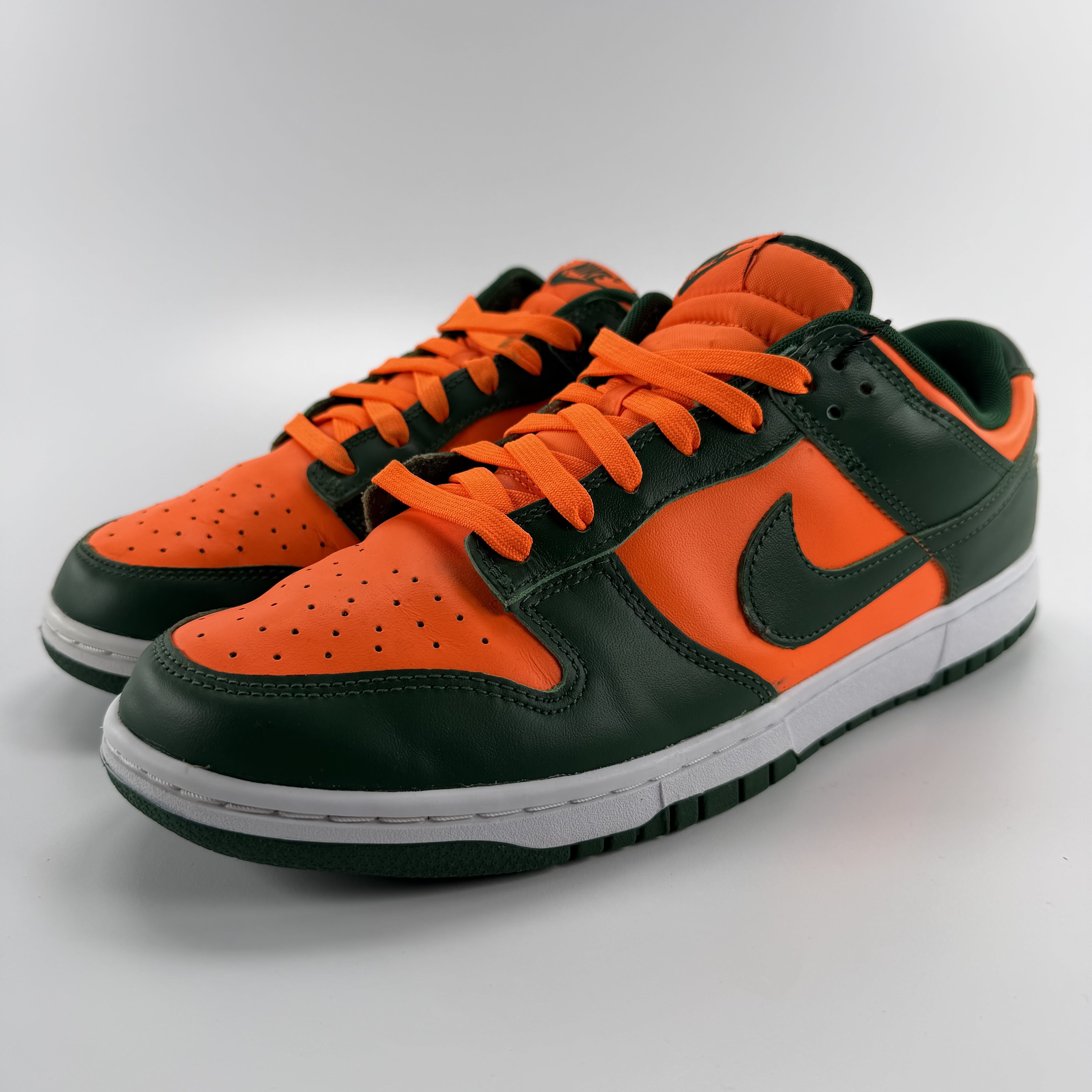 384887 Nike Dunk Low Retro Miami Hurricanes