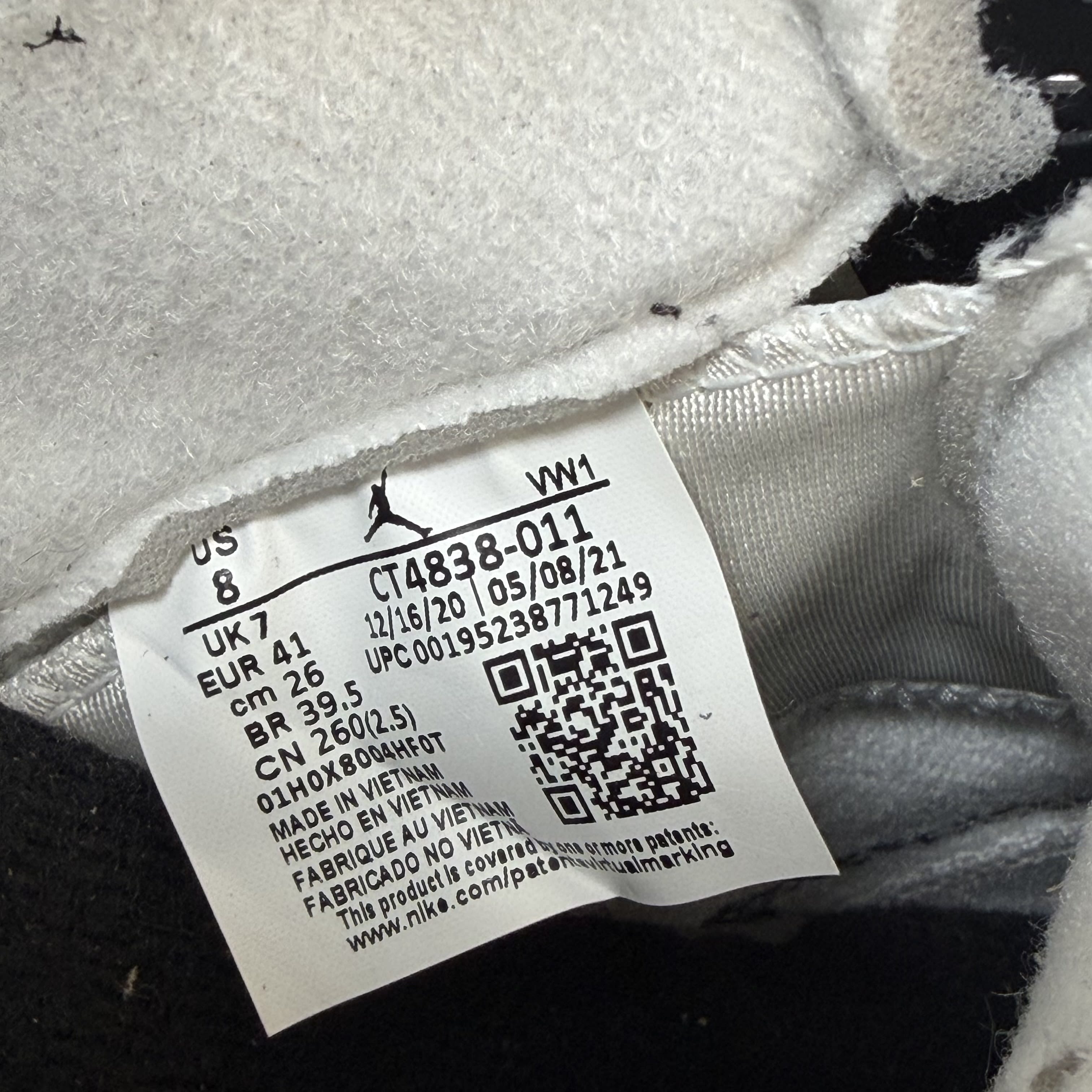 SP13654 Jordan 5 Retro Moonlight (2021)