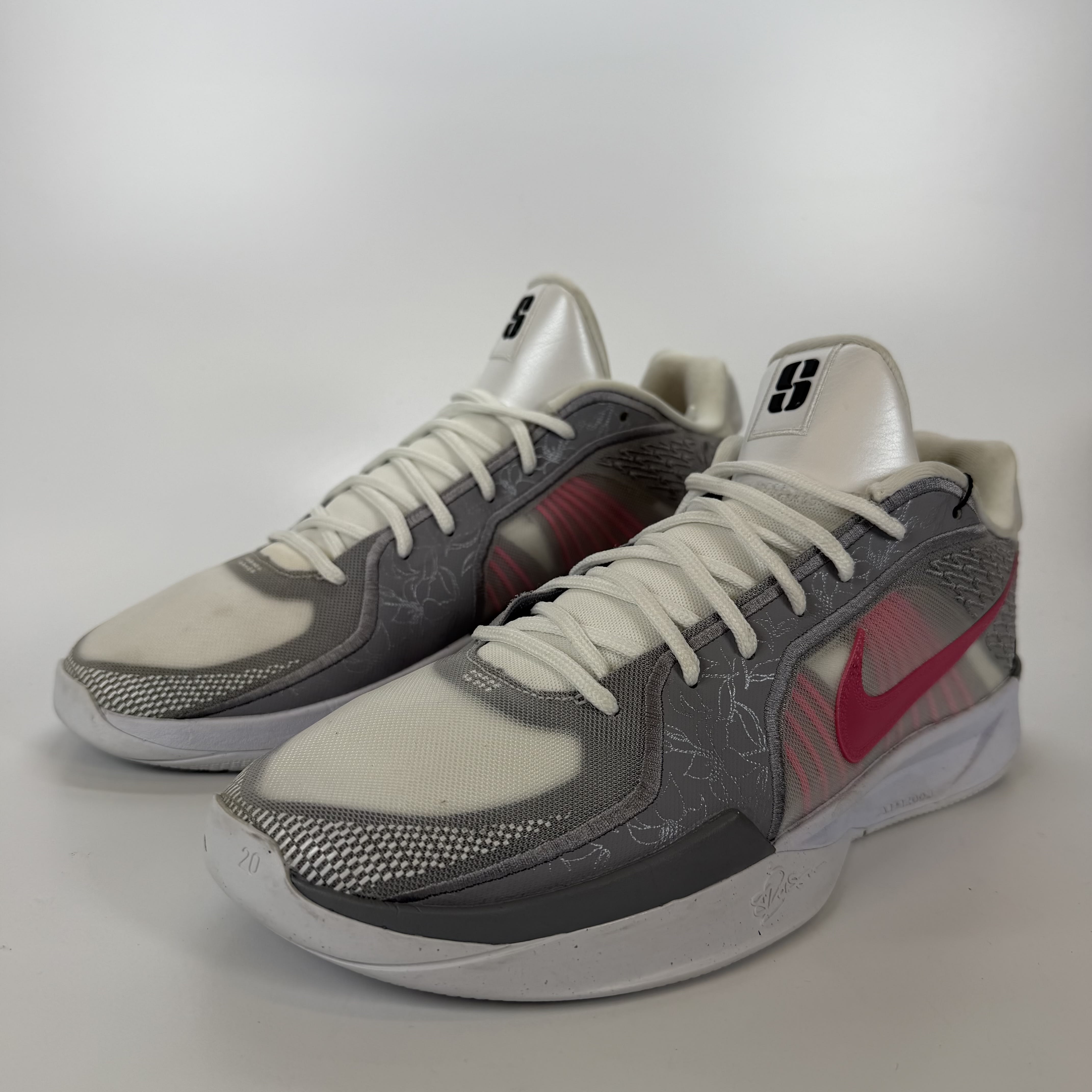 SP2875 Nike Sabrina 2 Lily (Women's)