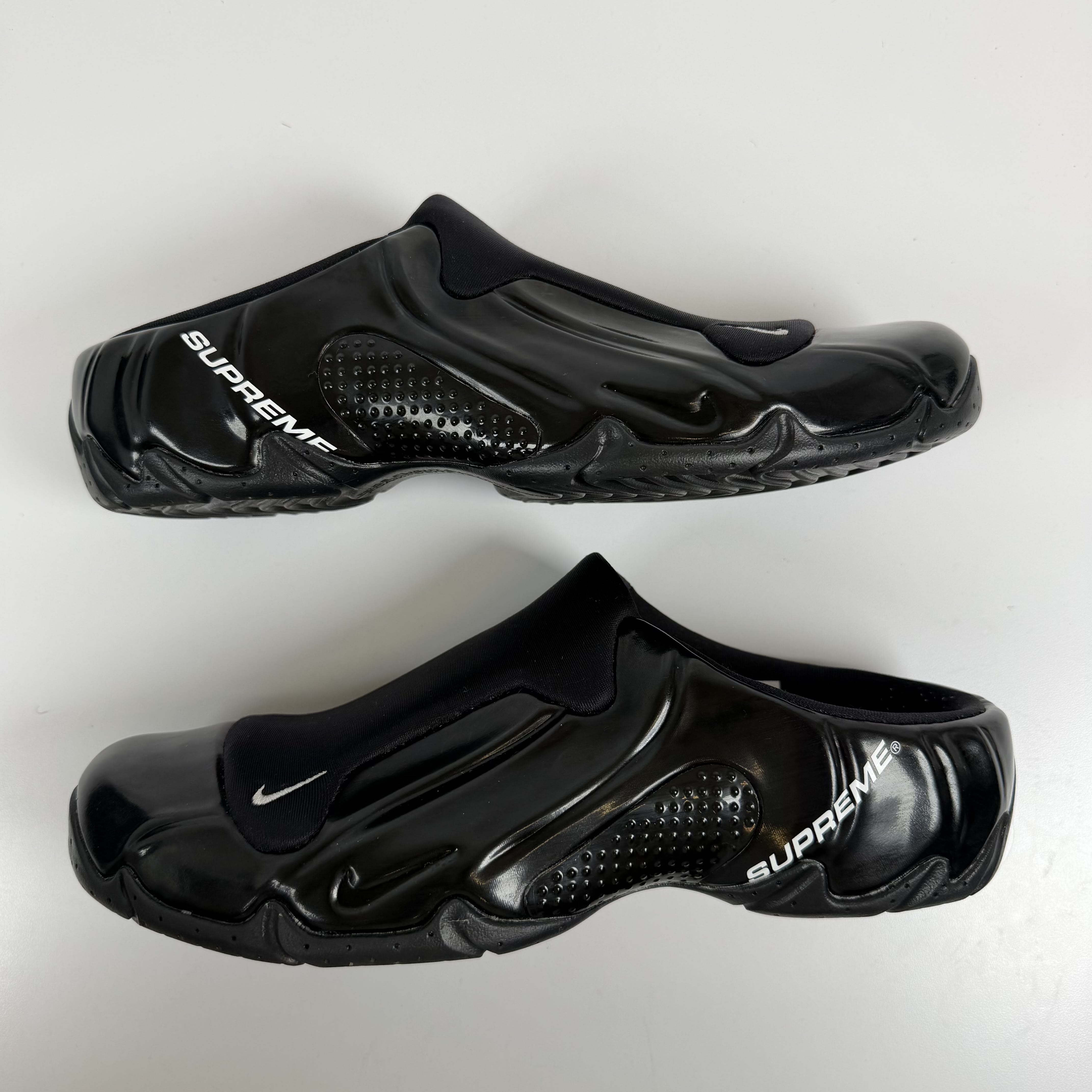 SP9584 Nike Clogposite Supreme Black