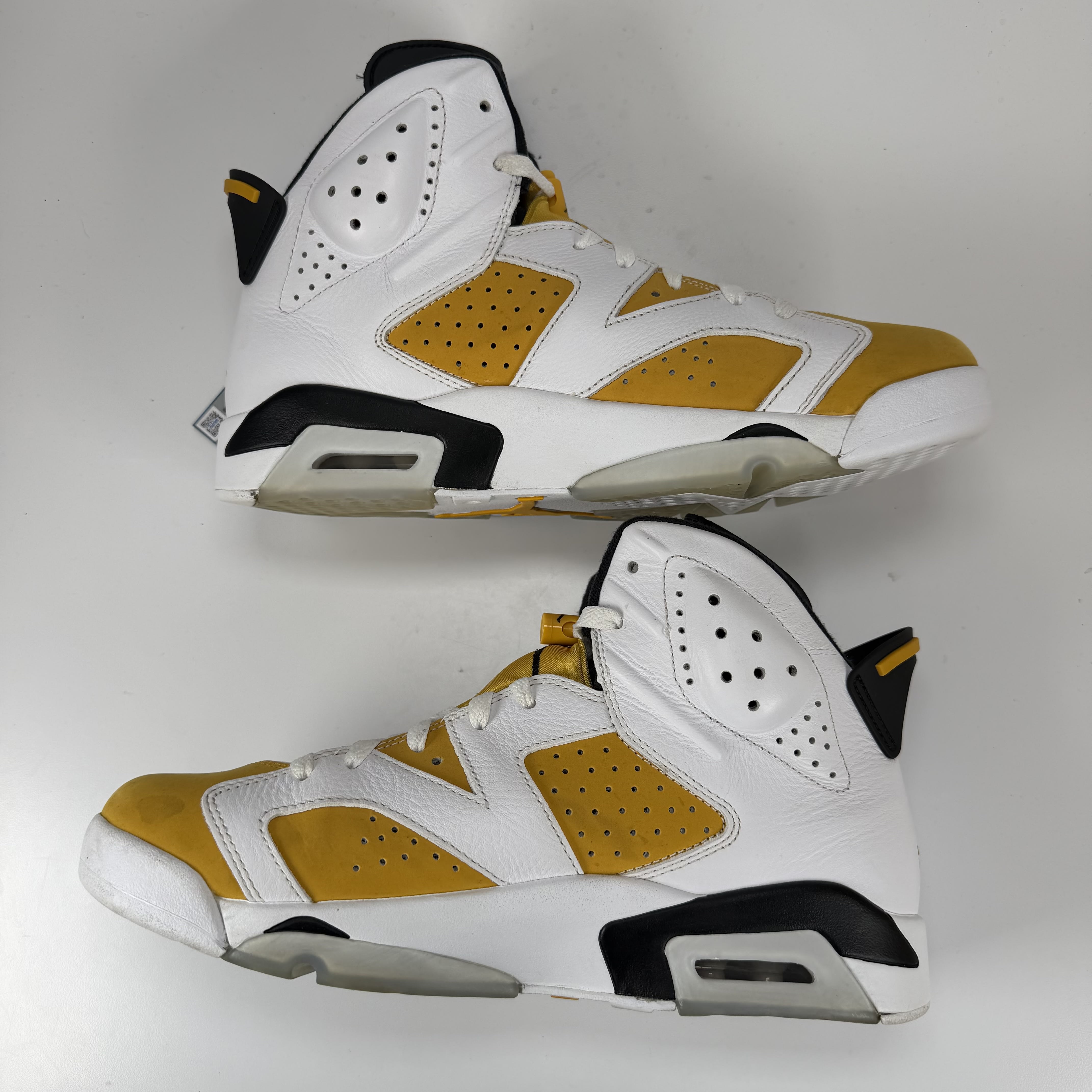 788615 Jordan 6 Retro Yellow Ochre