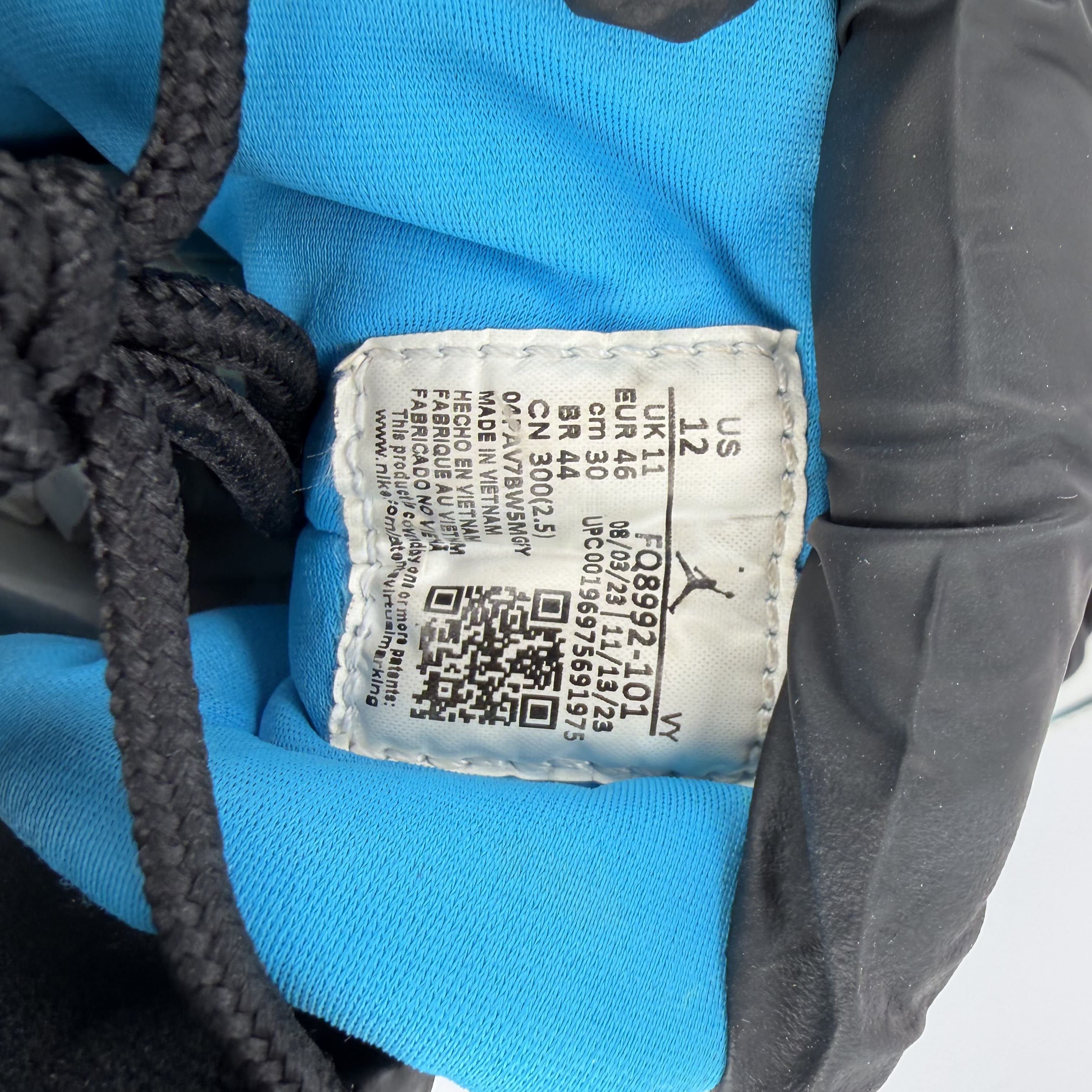 415456 Jordan 9 Retro Powder Blue (2024)