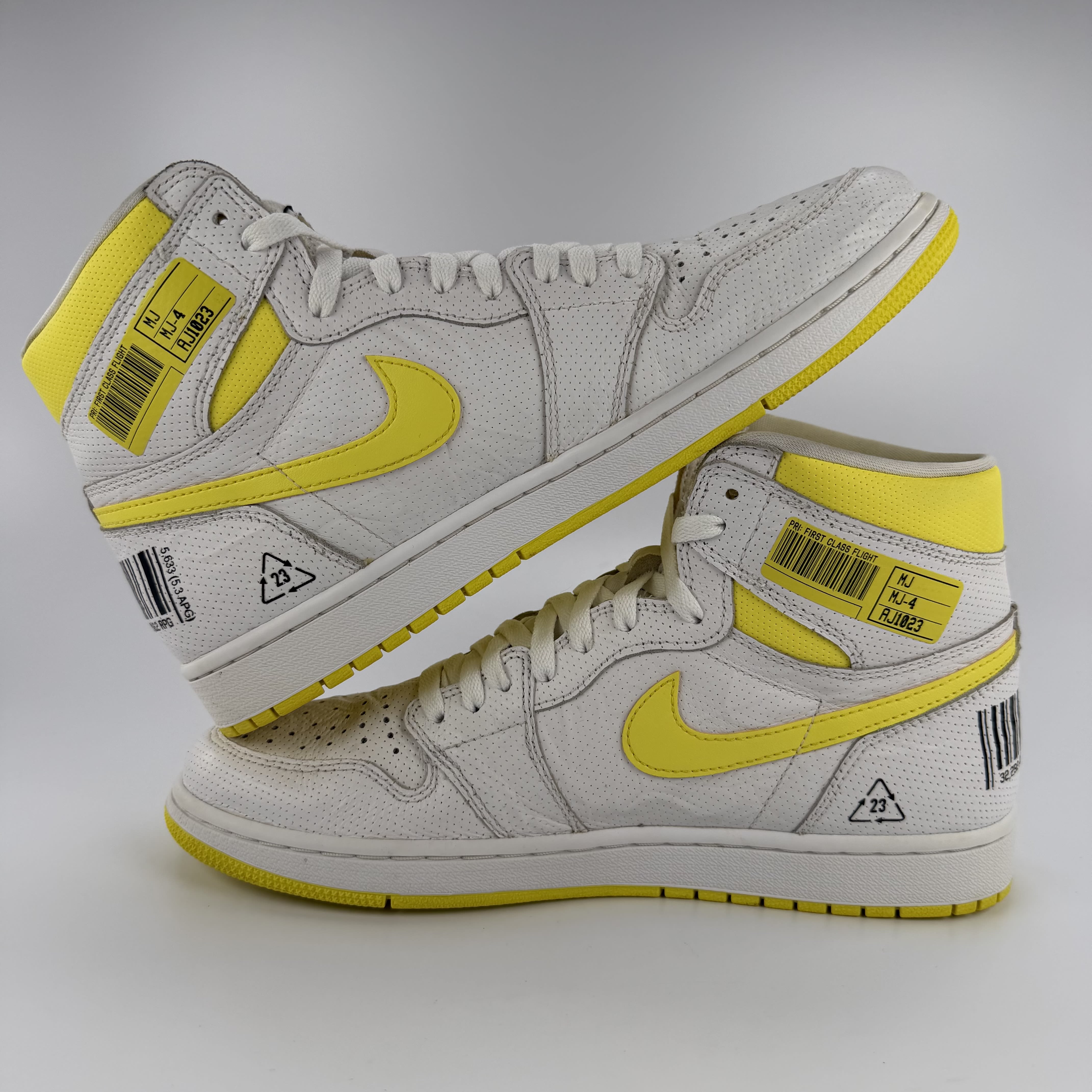 758154 Jordan 1 Retro High First Class Flight