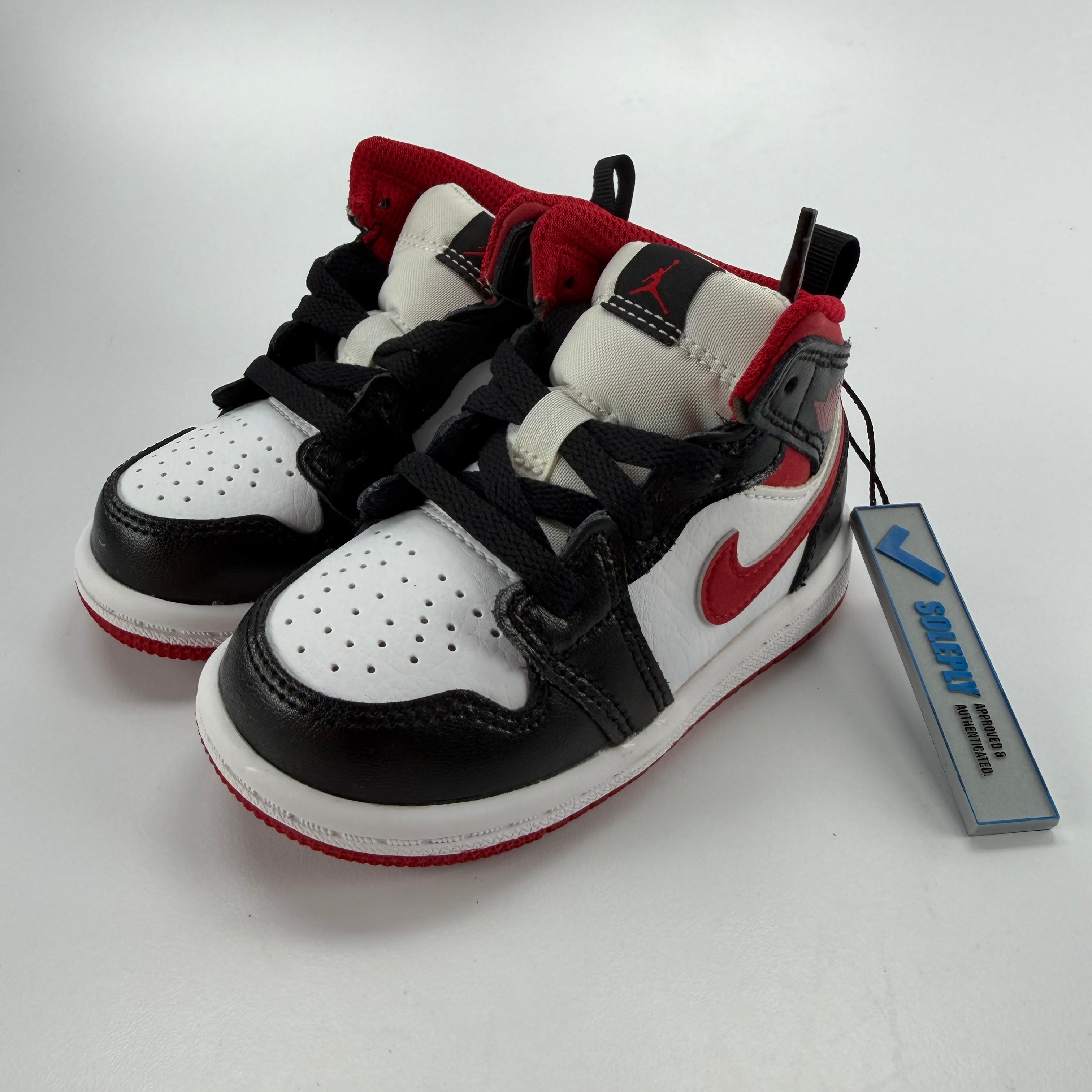 281795 Air Jordan 1 Mid TD 'Black Gym Red'