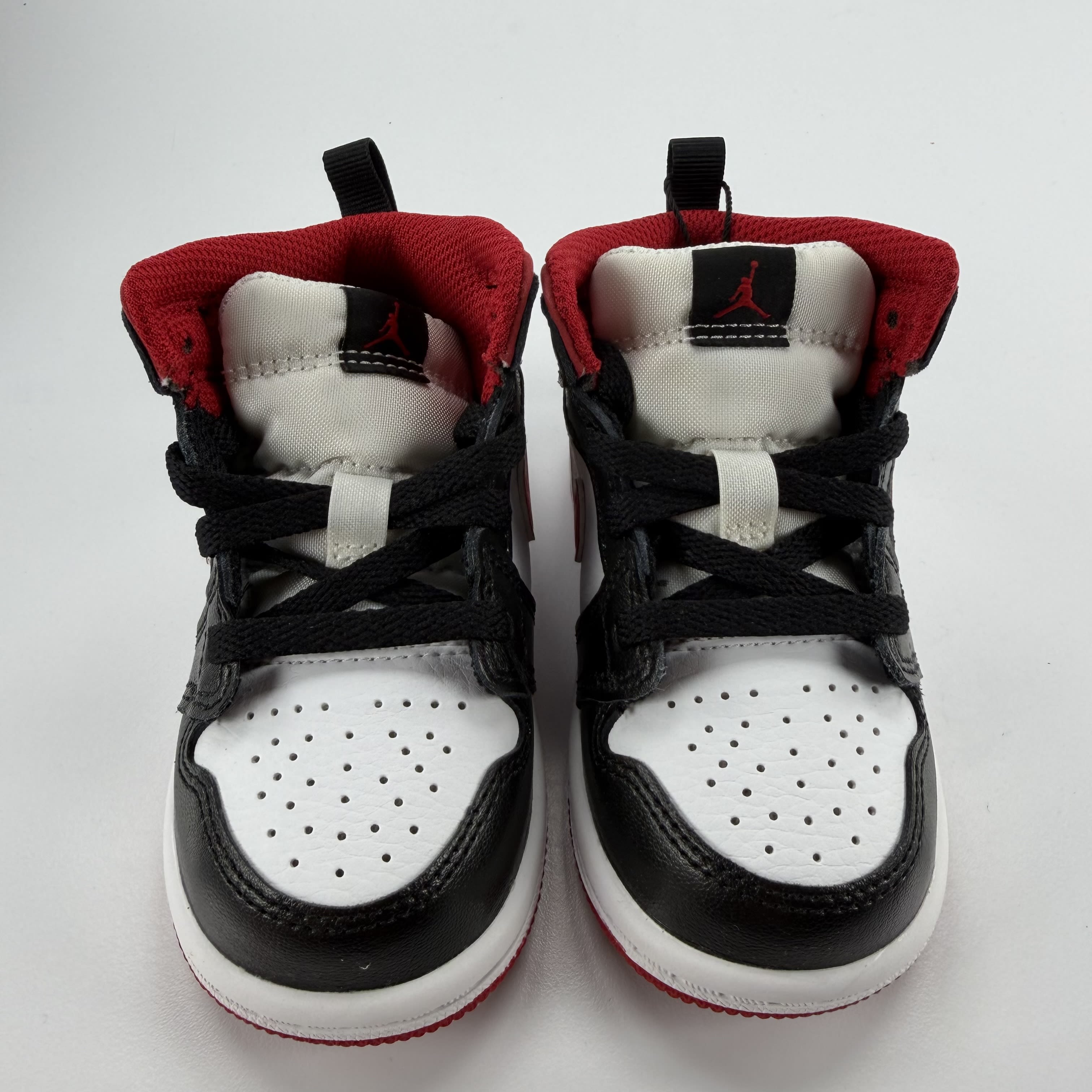 281795 Air Jordan 1 Mid TD 'Black Gym Red'