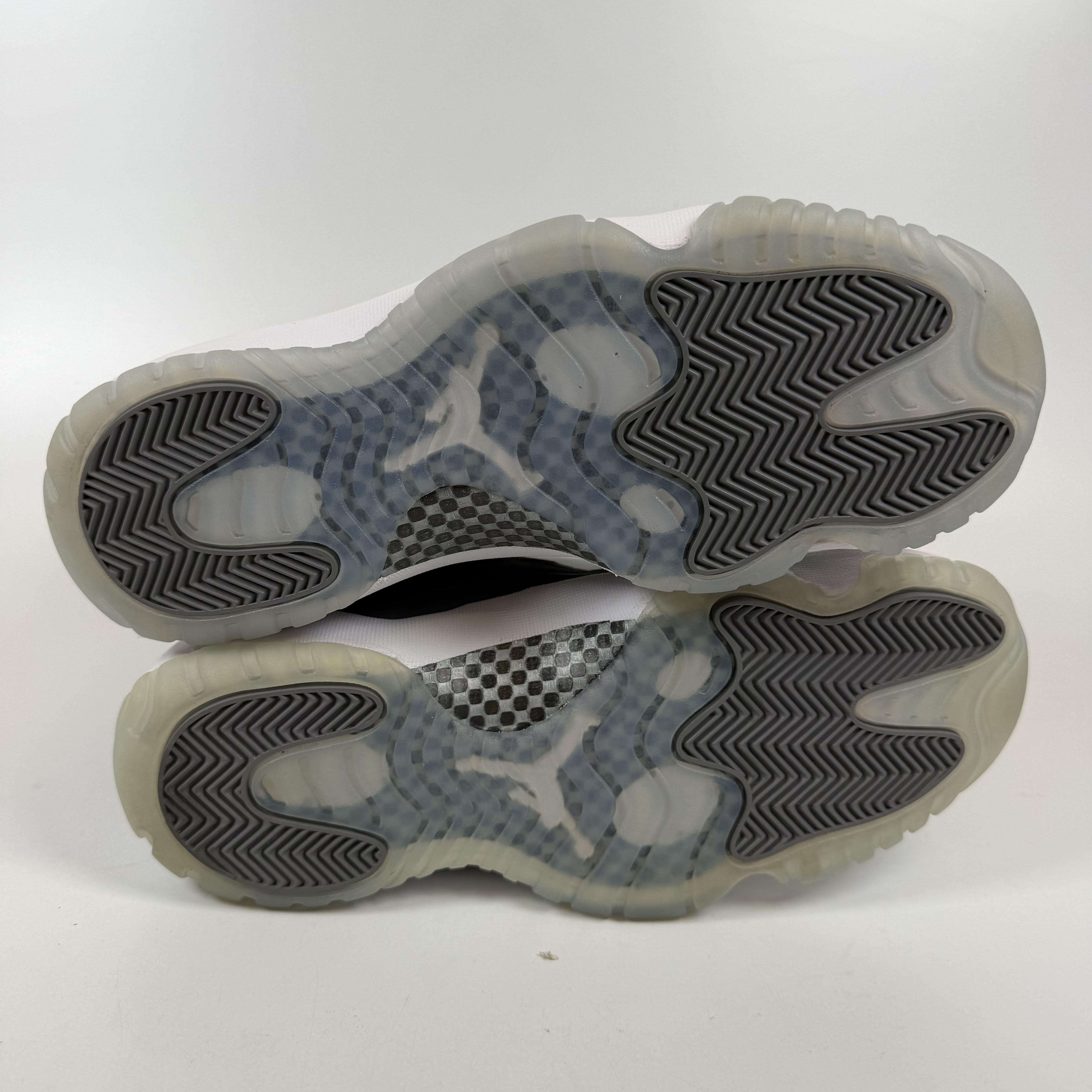 SP12585 Jordan 11 Retro Cool Grey (2021)