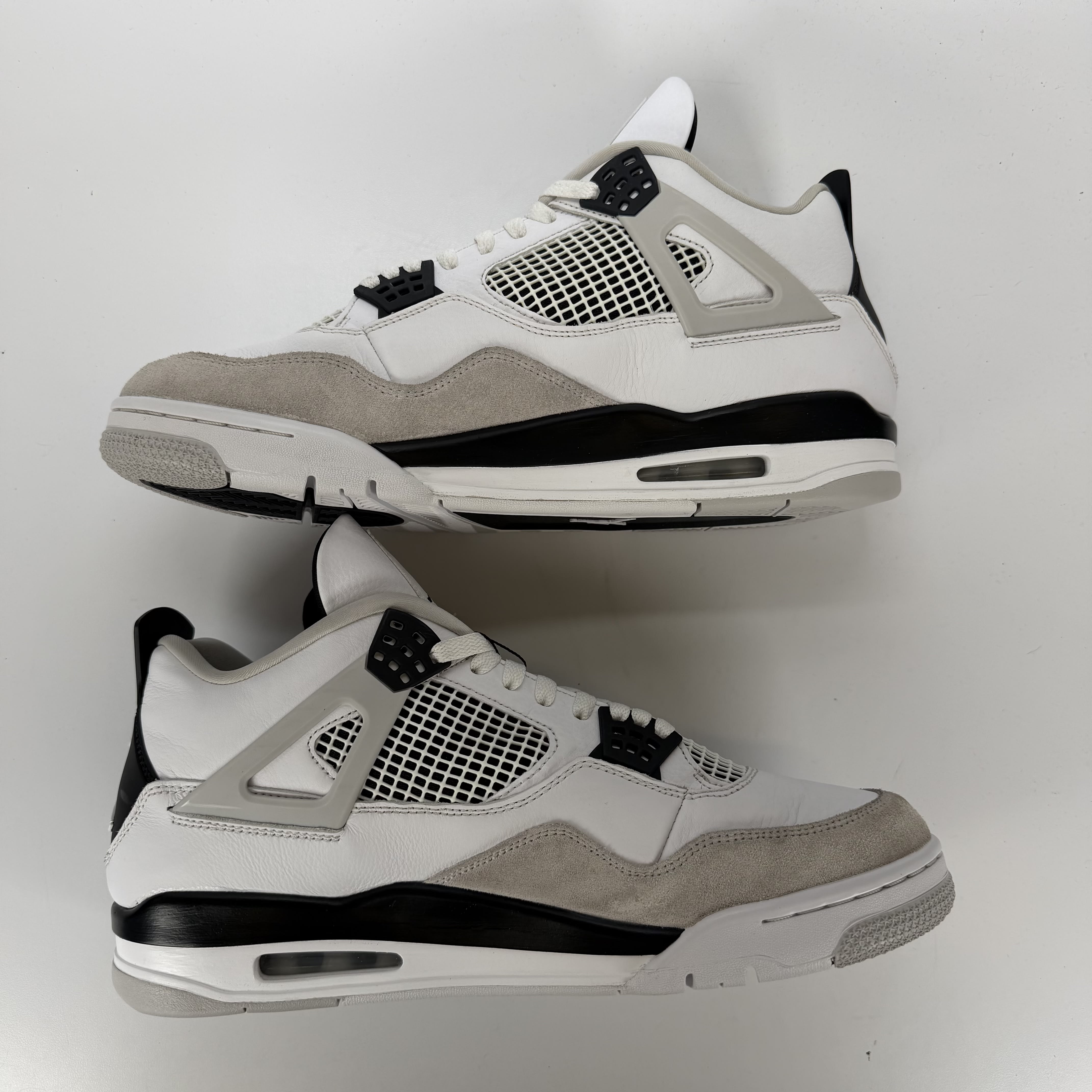 698609 Jordan 4 Retro Military Black