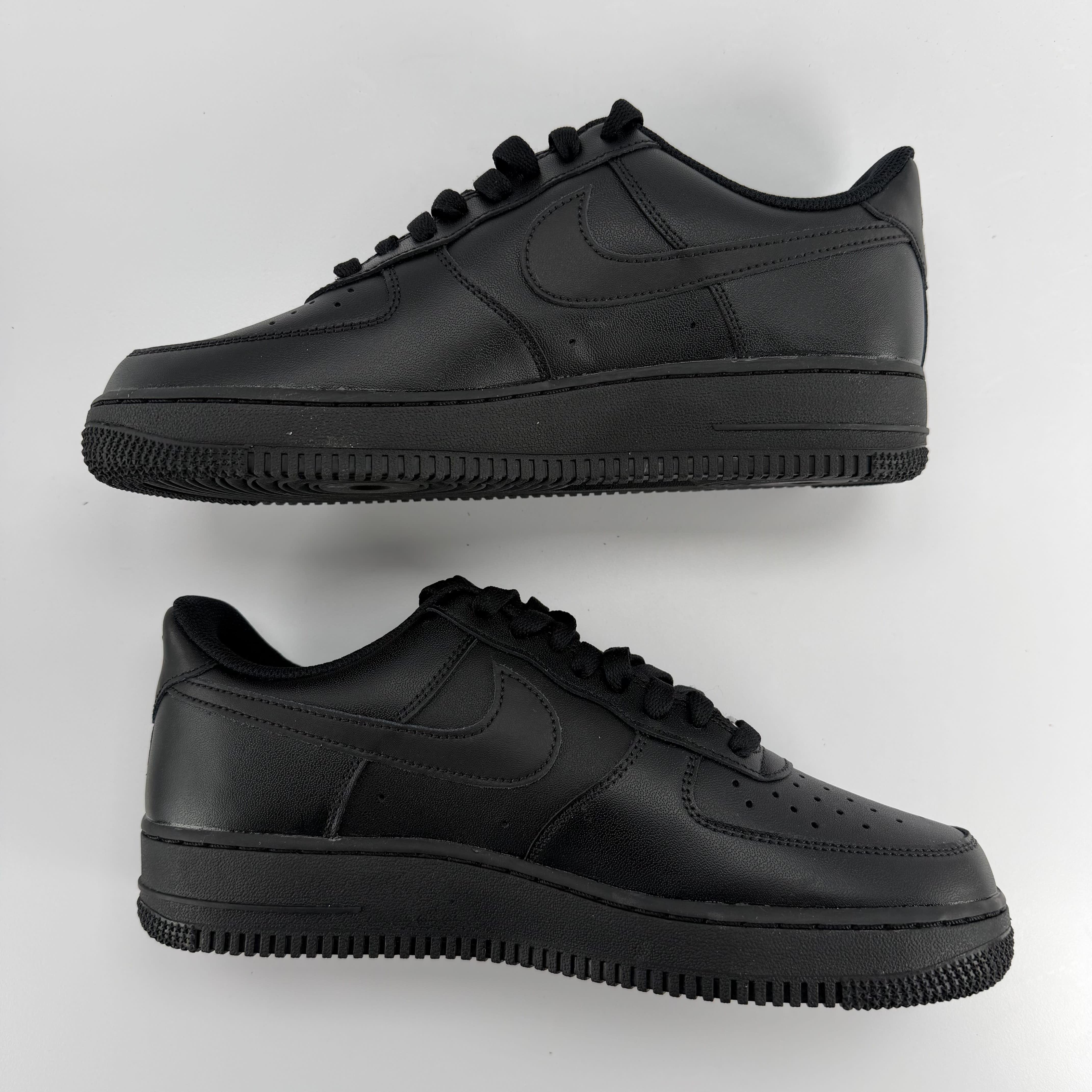 281711 Wmns Air Force 1 '07 'Black'