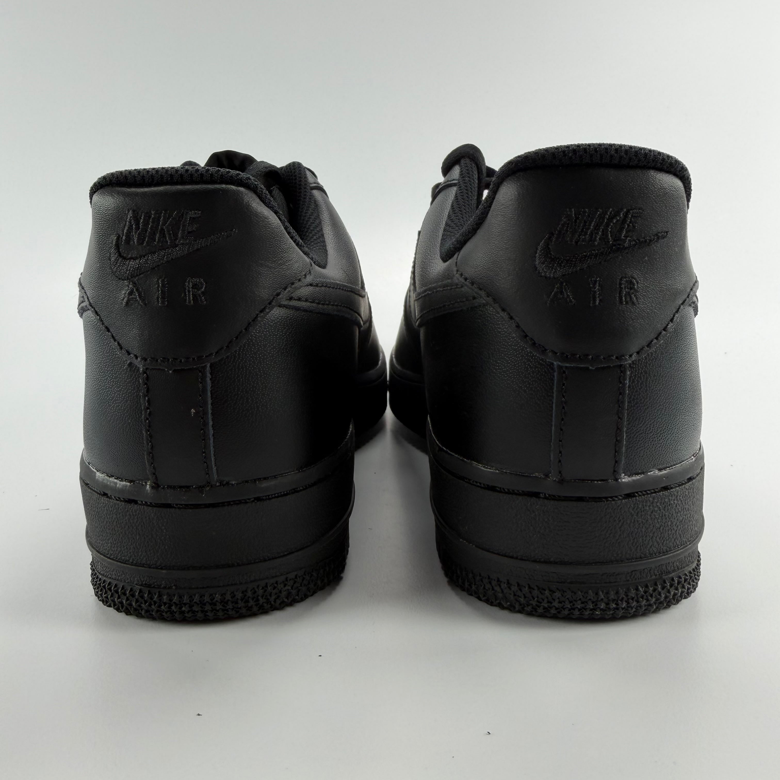 281711 Wmns Air Force 1 '07 'Black'