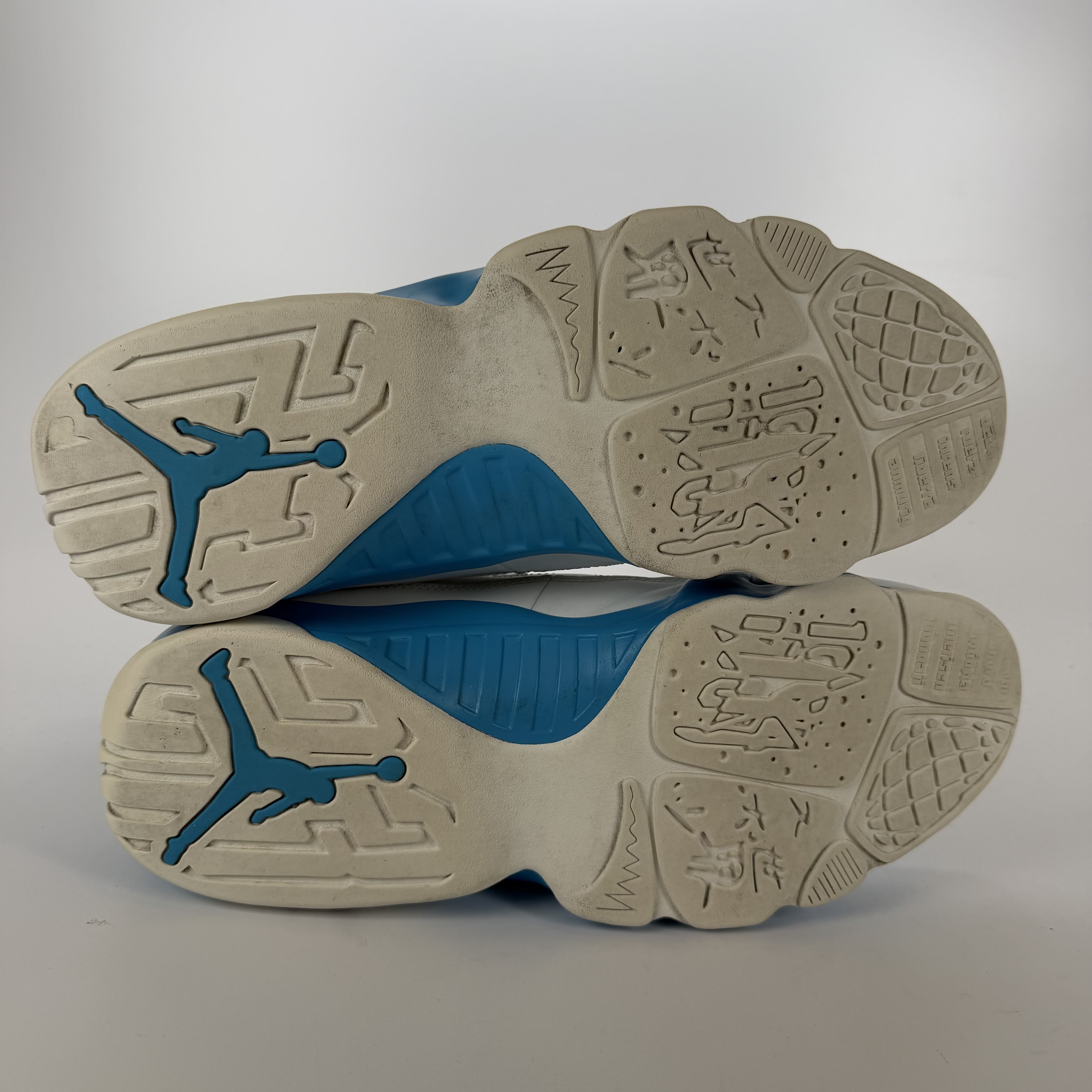 415456 Jordan 9 Retro Powder Blue (2024)