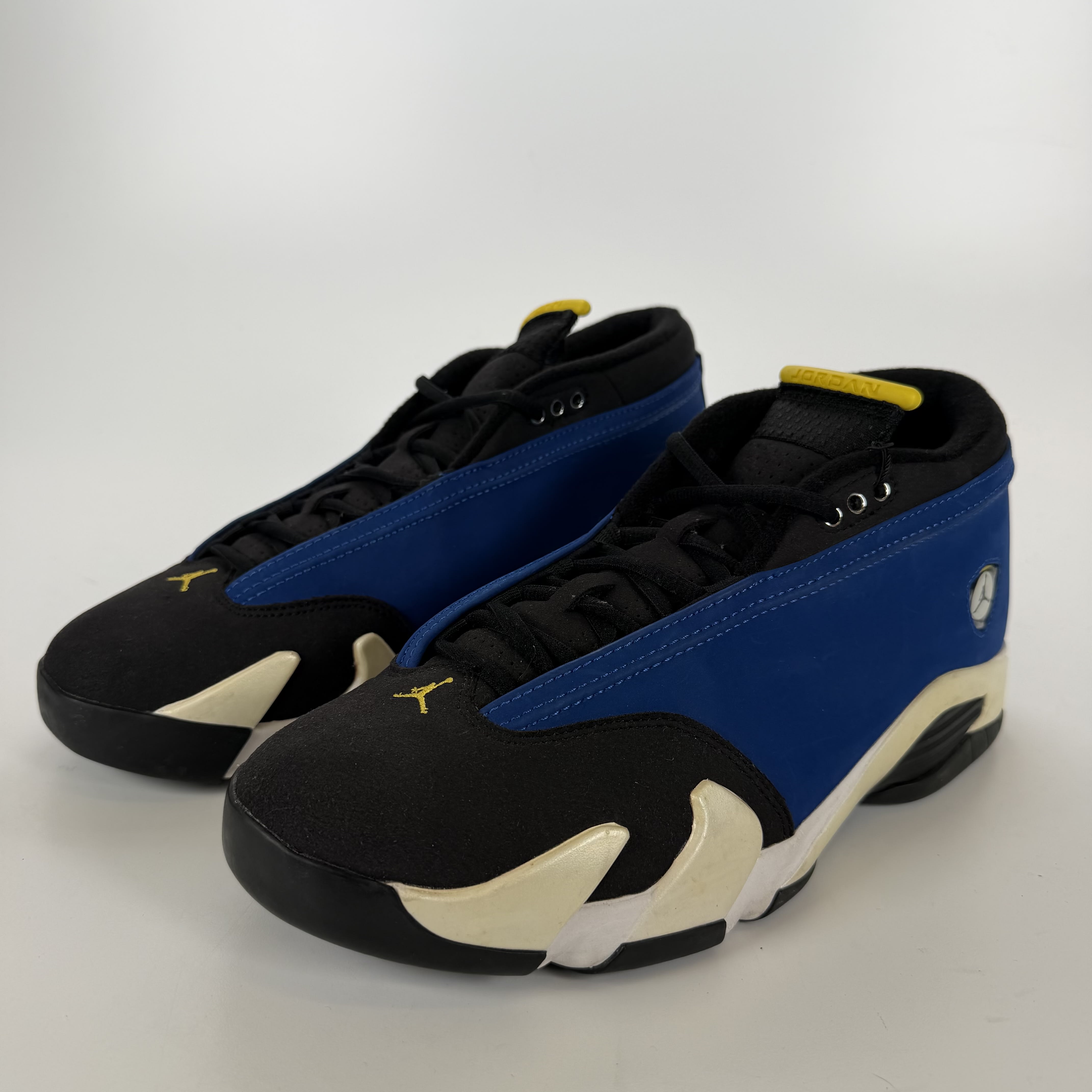 268826 Jordan 14 Retro Low Laney (2015)
