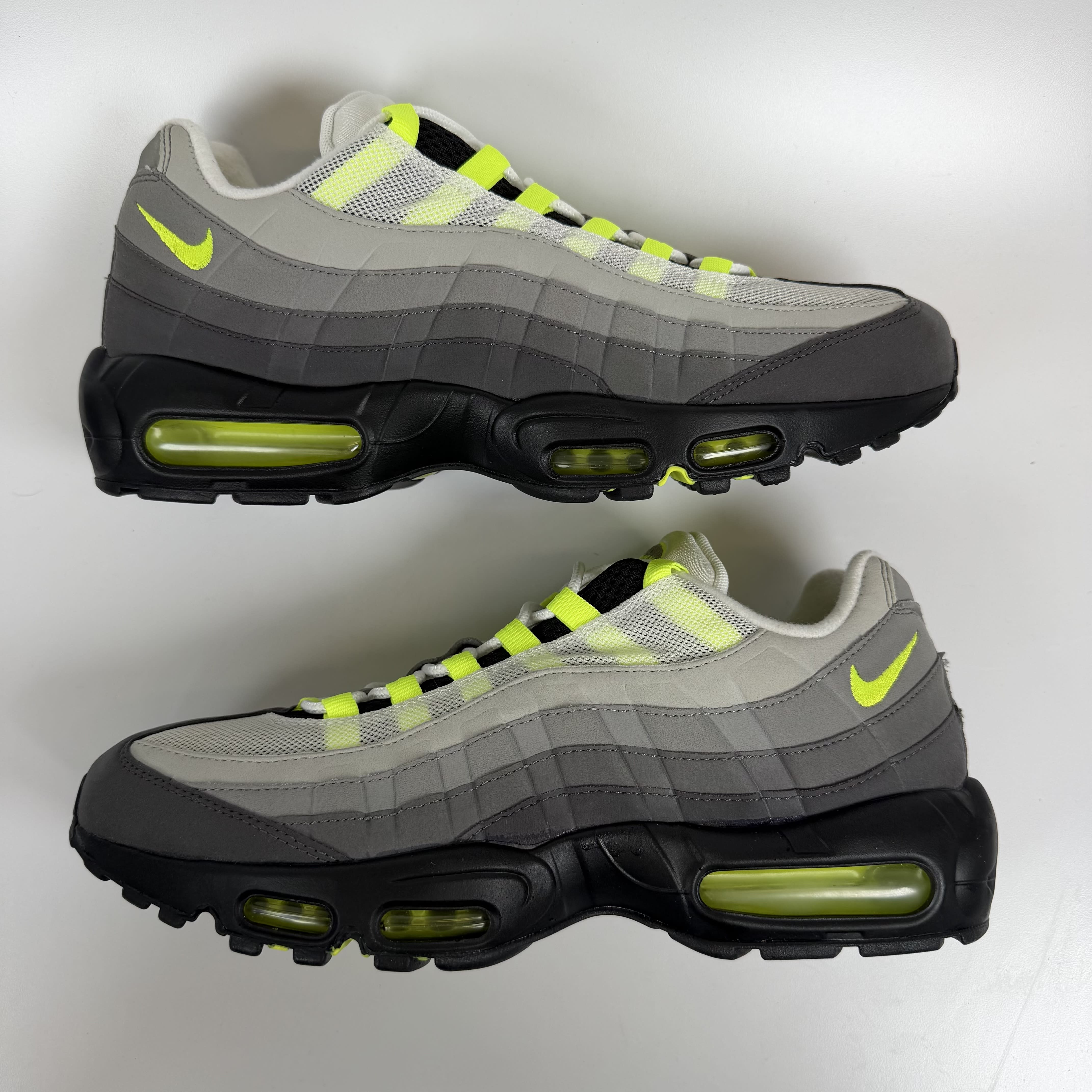SP9731 Nike Air Max 95 OG Neon (2015)