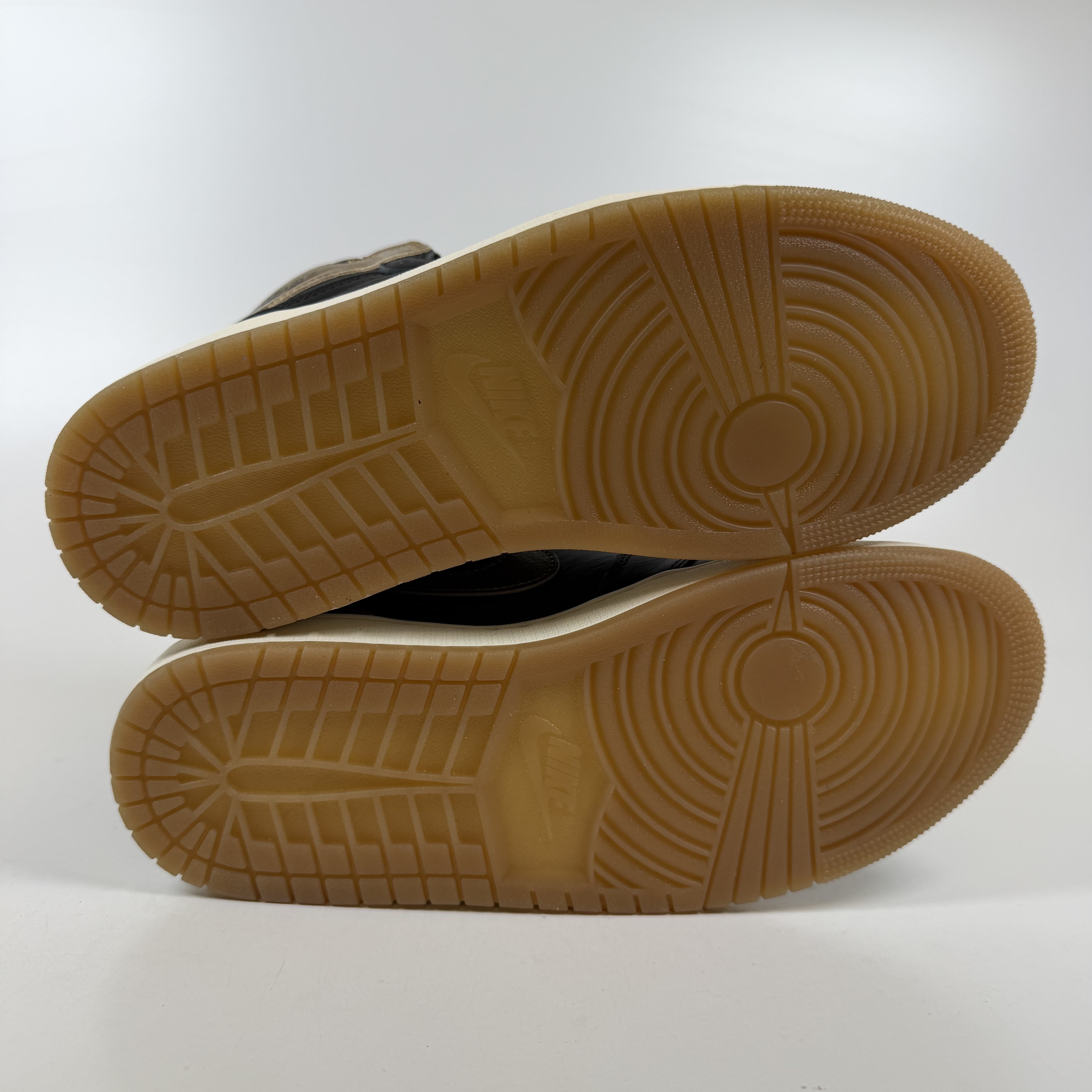 SP12607 Jordan 1 Retro High OG Black Metallic Gold