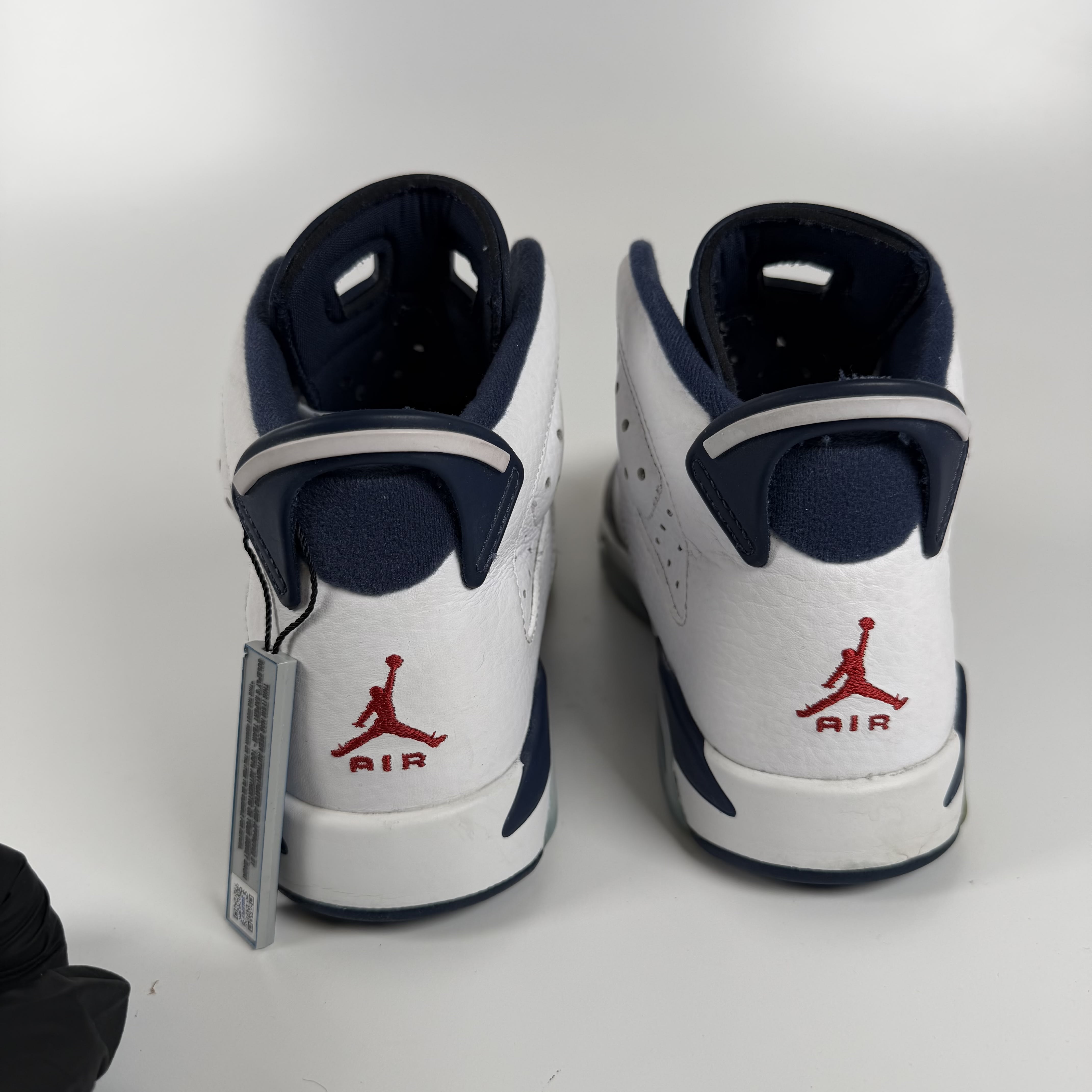 820708 Jordan 6 Retro Olympic (2024) (GS)