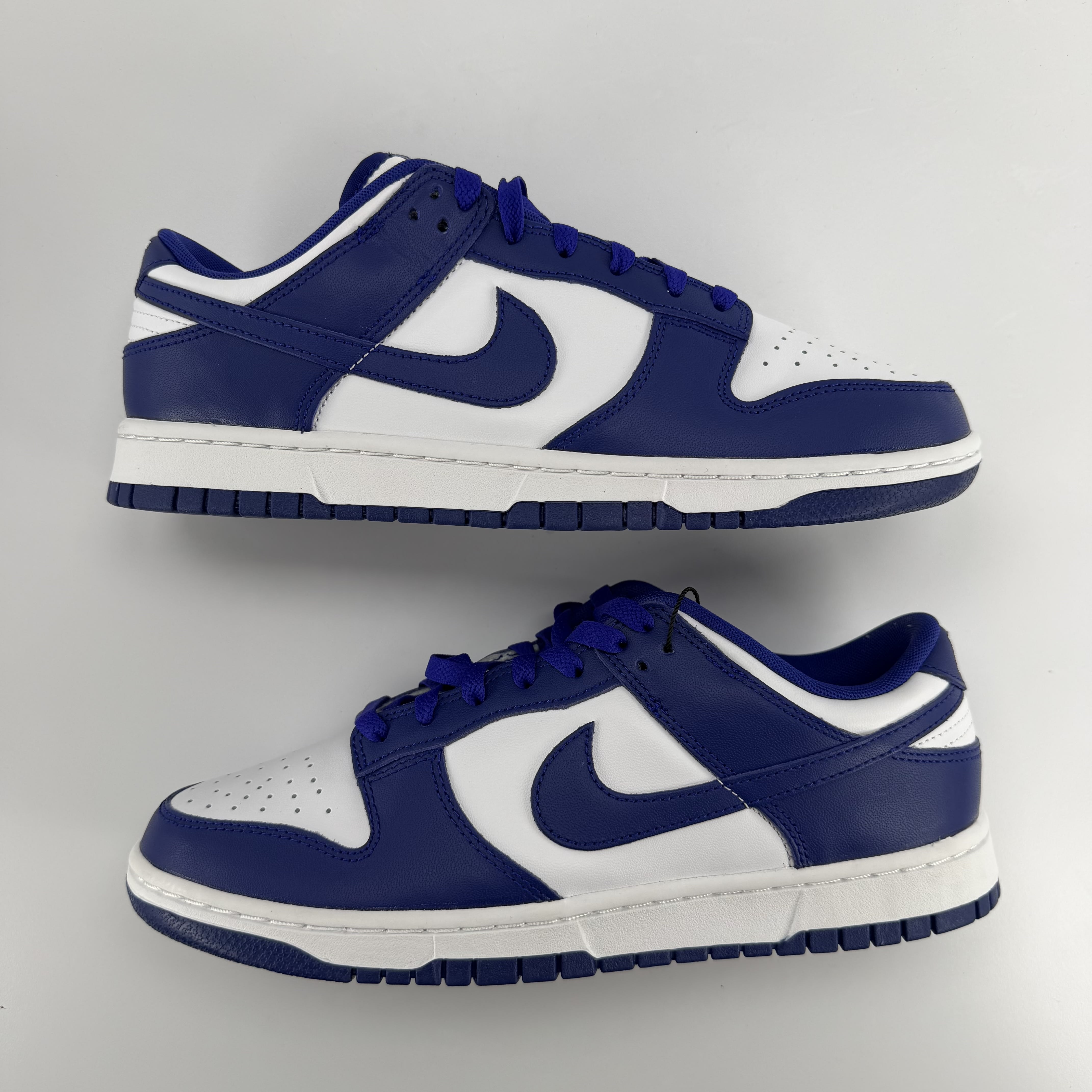 267117 Nike Dunk Low Concord