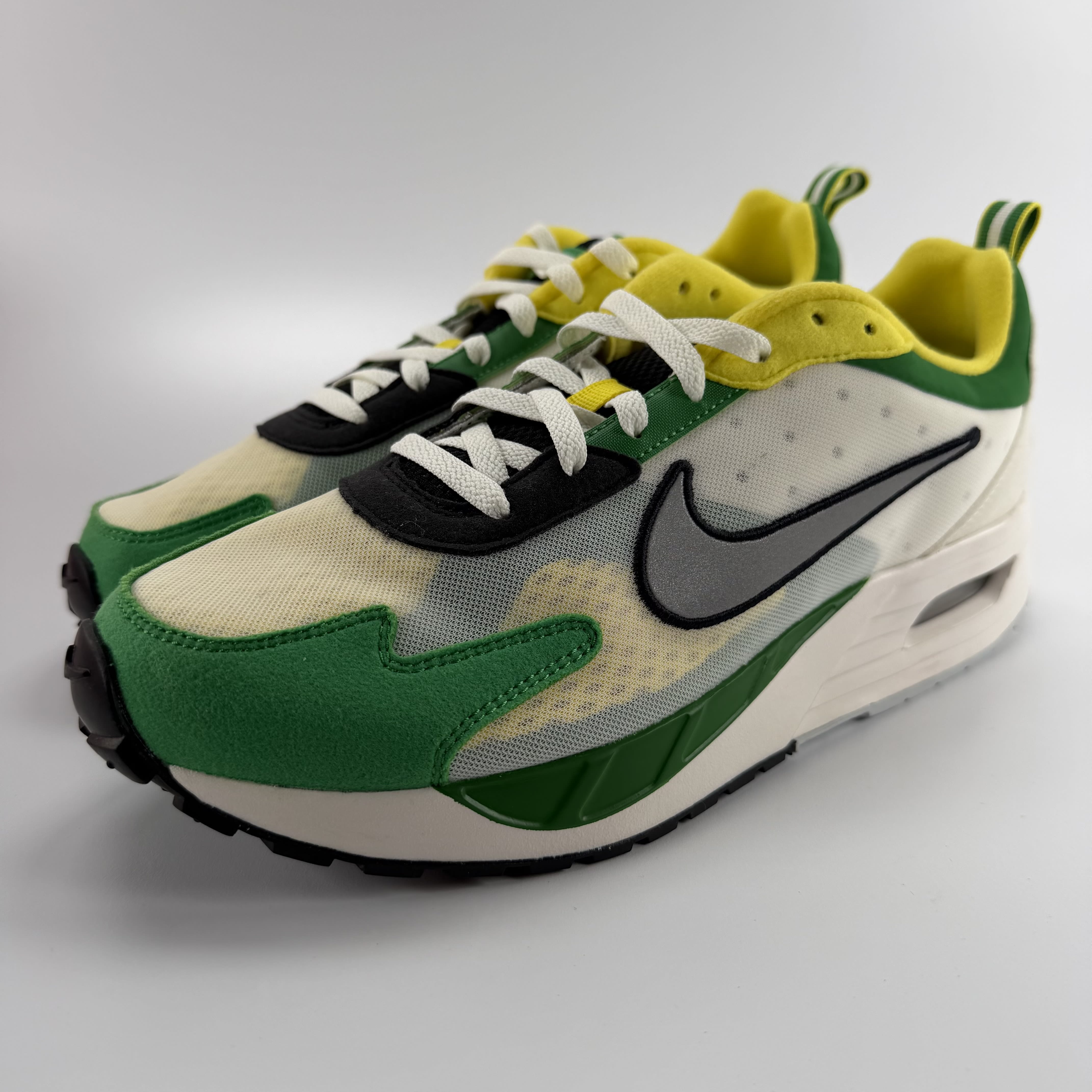 440207 Nike Air Max Solo Oregon Ducks