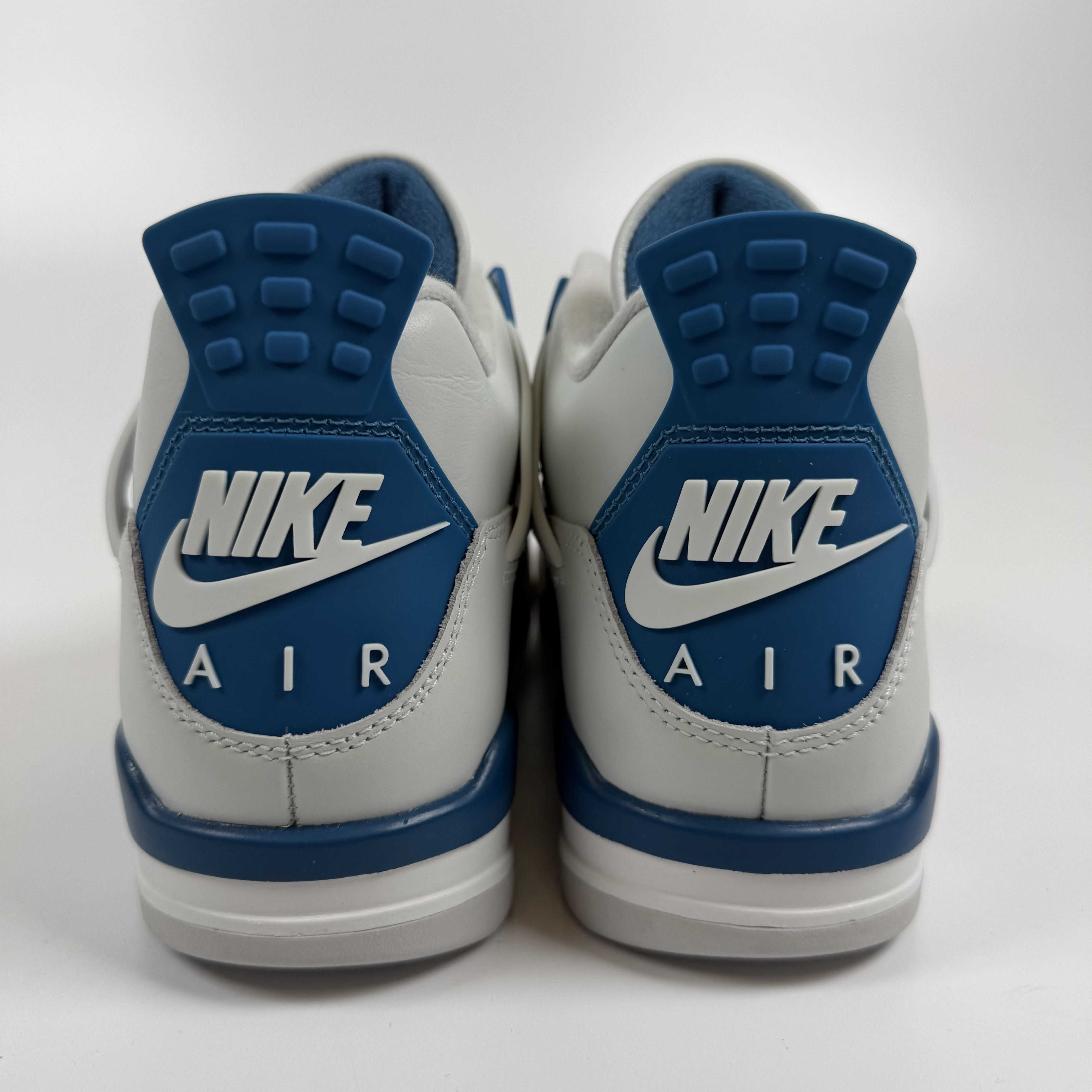 SP9047 Jordan 4 Retro Military Blue (2024)