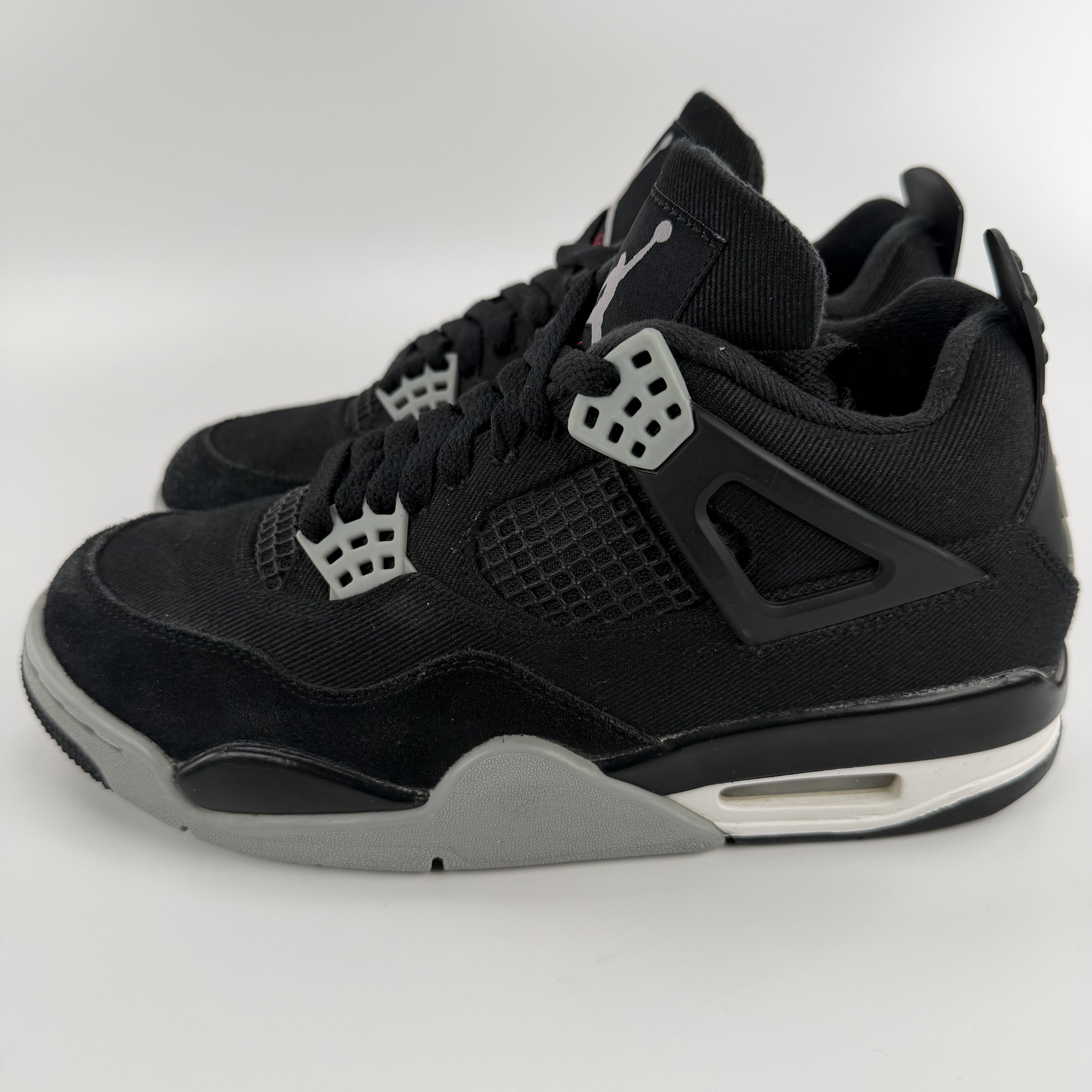 635922 Jordan 4 Retro SE Black Canvas
