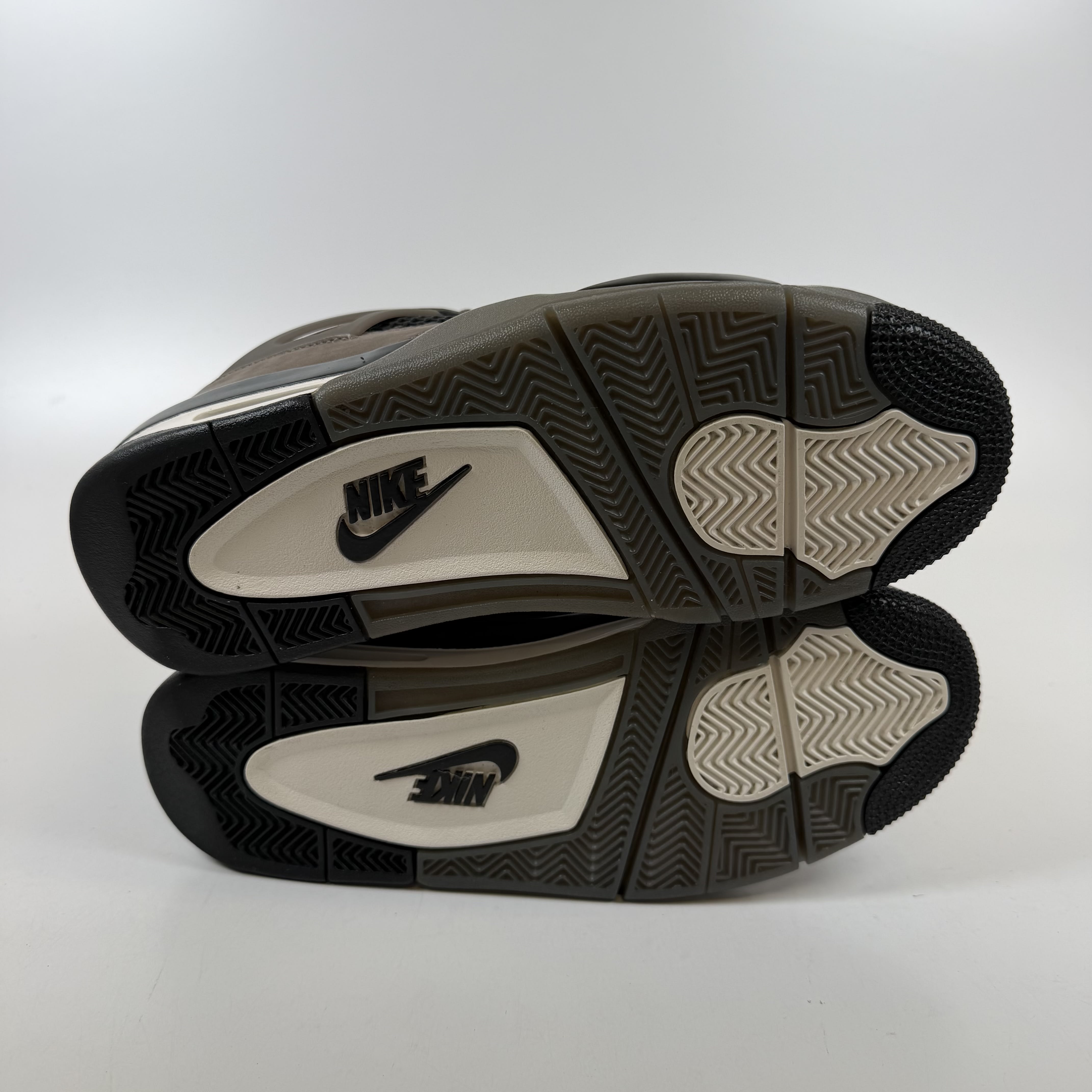 SP13033 Jordan 4 Retro Cave Stone