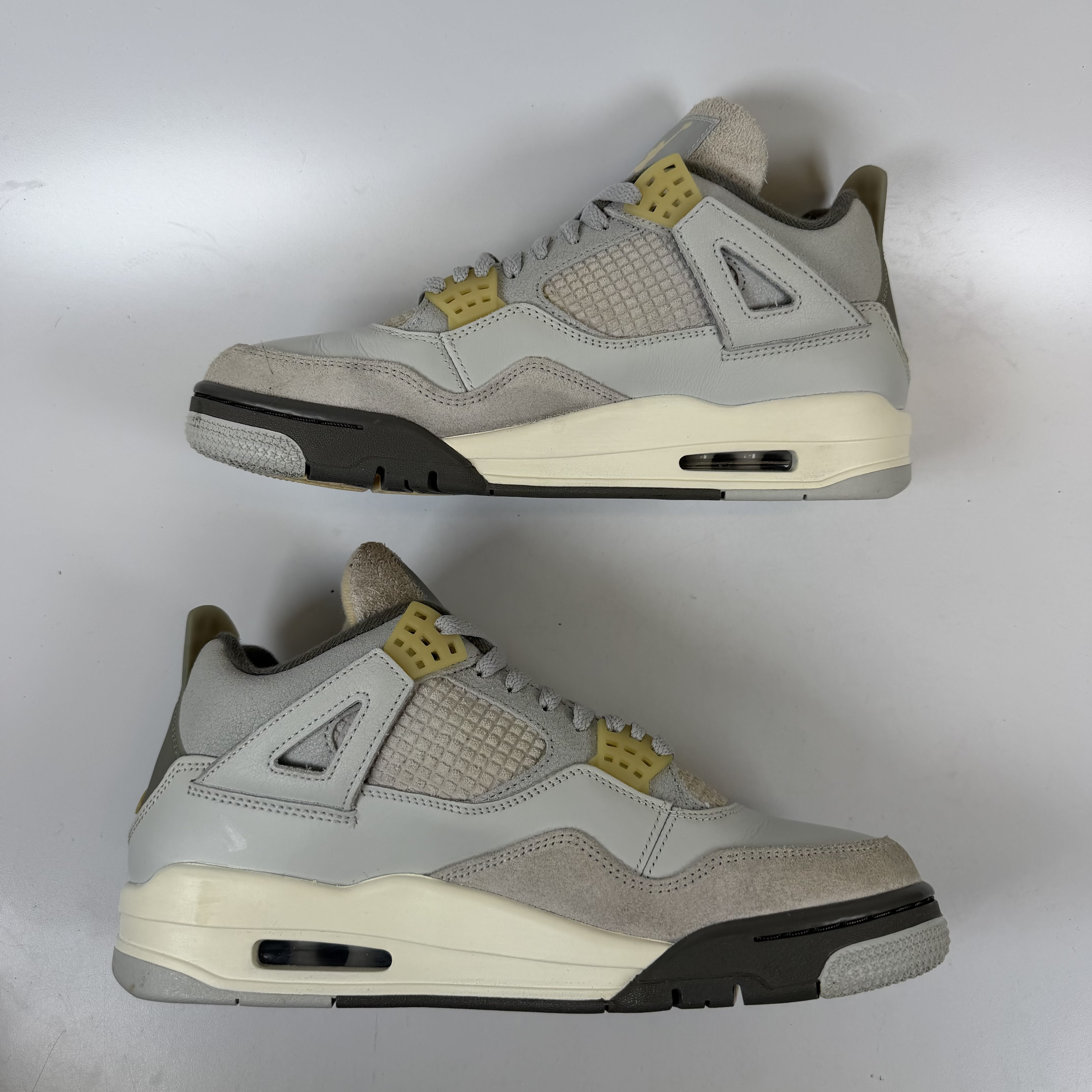 SP13789 Jordan 4 Retro SE Craft Photon Dust