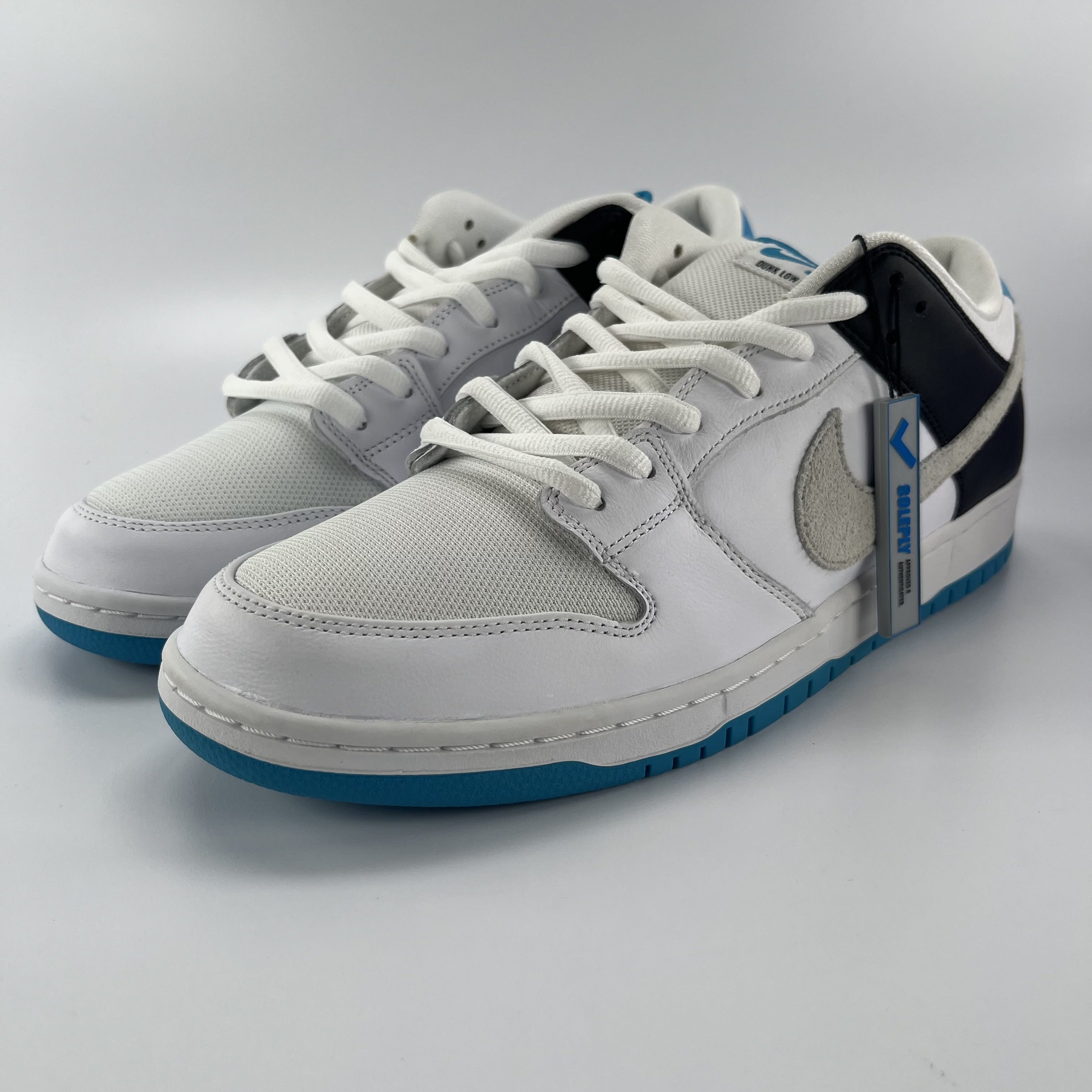 280791 Dunk Low Pro SB 'Laser Blue'