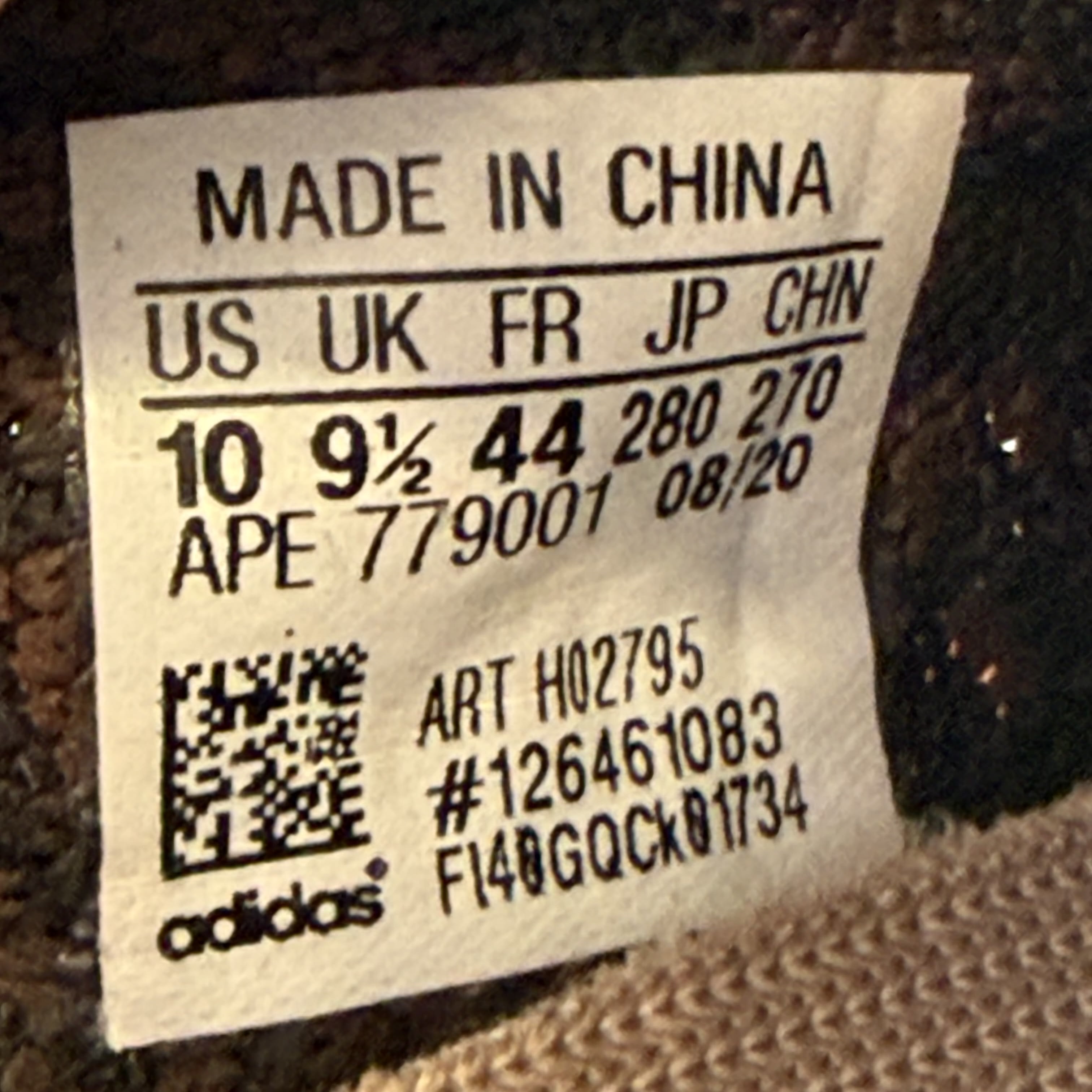512584 adidas Yeezy Boost 350 V2 Fade