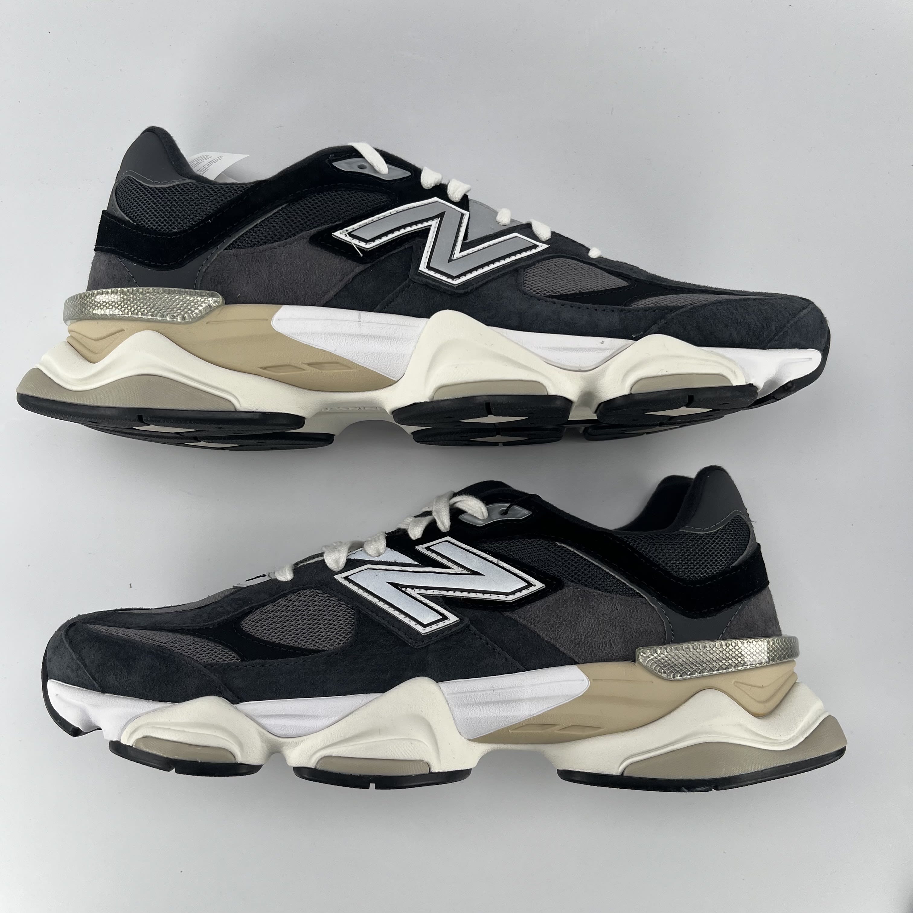 258183 New Balance 9060 Charcoal